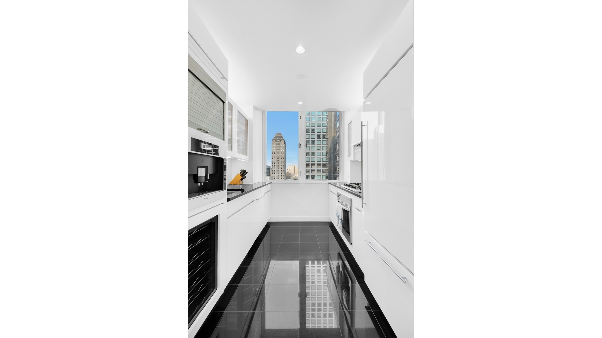 60 East 55th Street Midtown East New York NY 10022