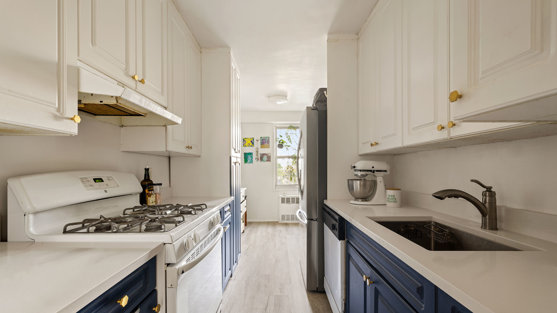 370 Ocean Parkway Kensington Brooklyn NY 11218