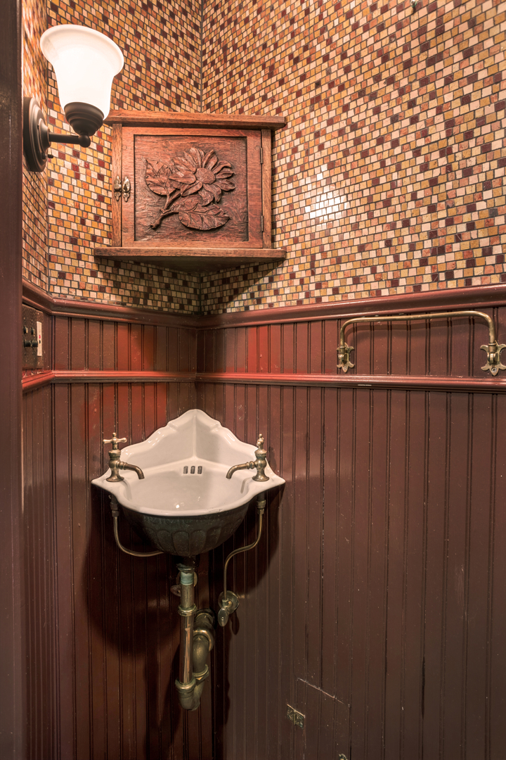 138 West 10th Street 3RW Greenwich Village New York NY 10014