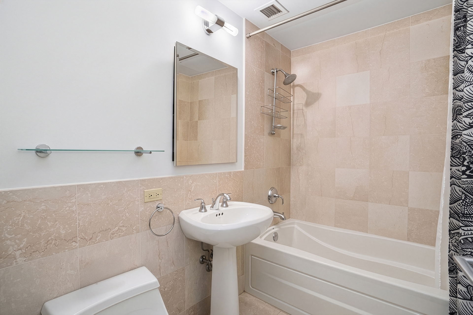 1485 Fifth Avenue 26D East Harlem New York NY 10035
