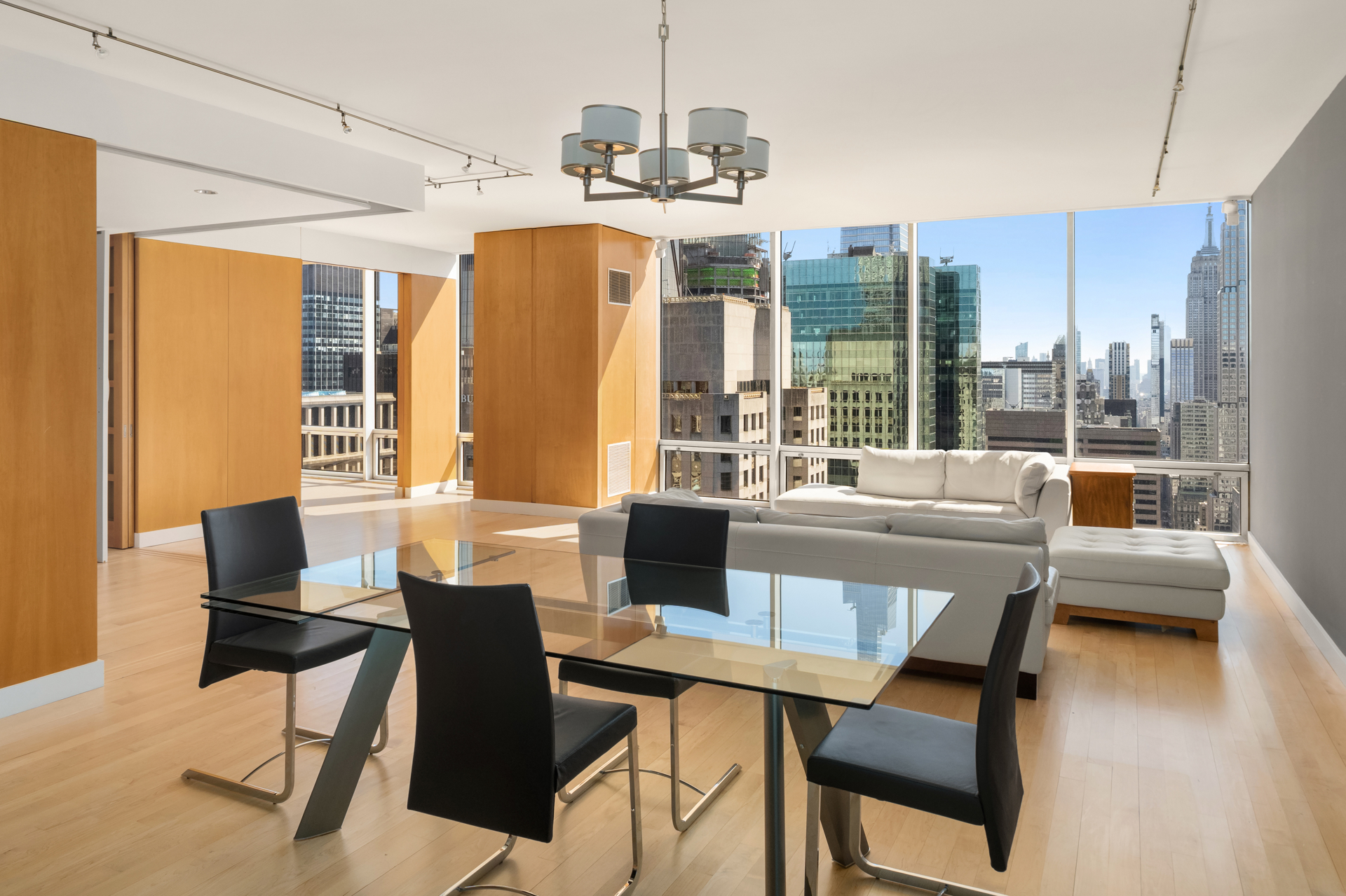 641 Fifth Avenue 45G Midtown East New York NY 10022