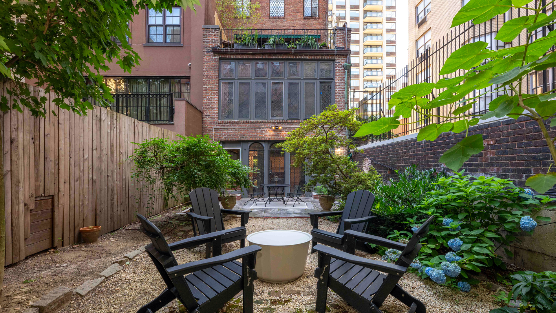 350 East 84th Street Upper East Side New York NY 10028