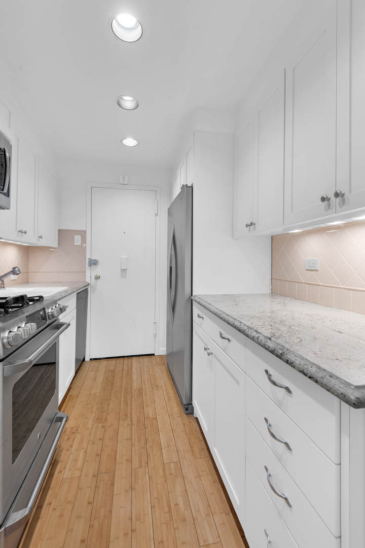 60 Sutton Place South 3HS Sutton Place New York NY 10022