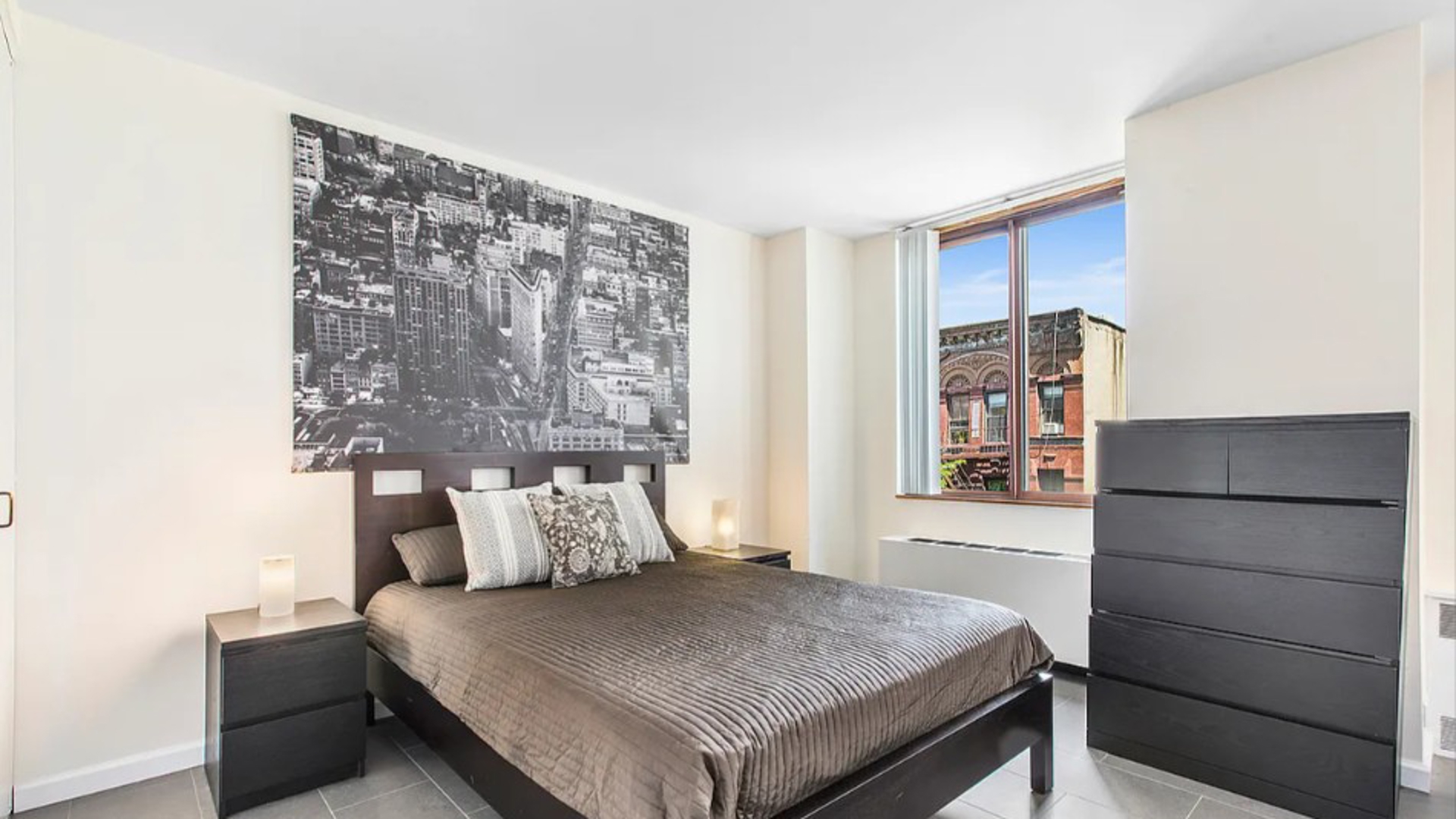 393 West 49th Street 5Y Clinton New York NY 10019
