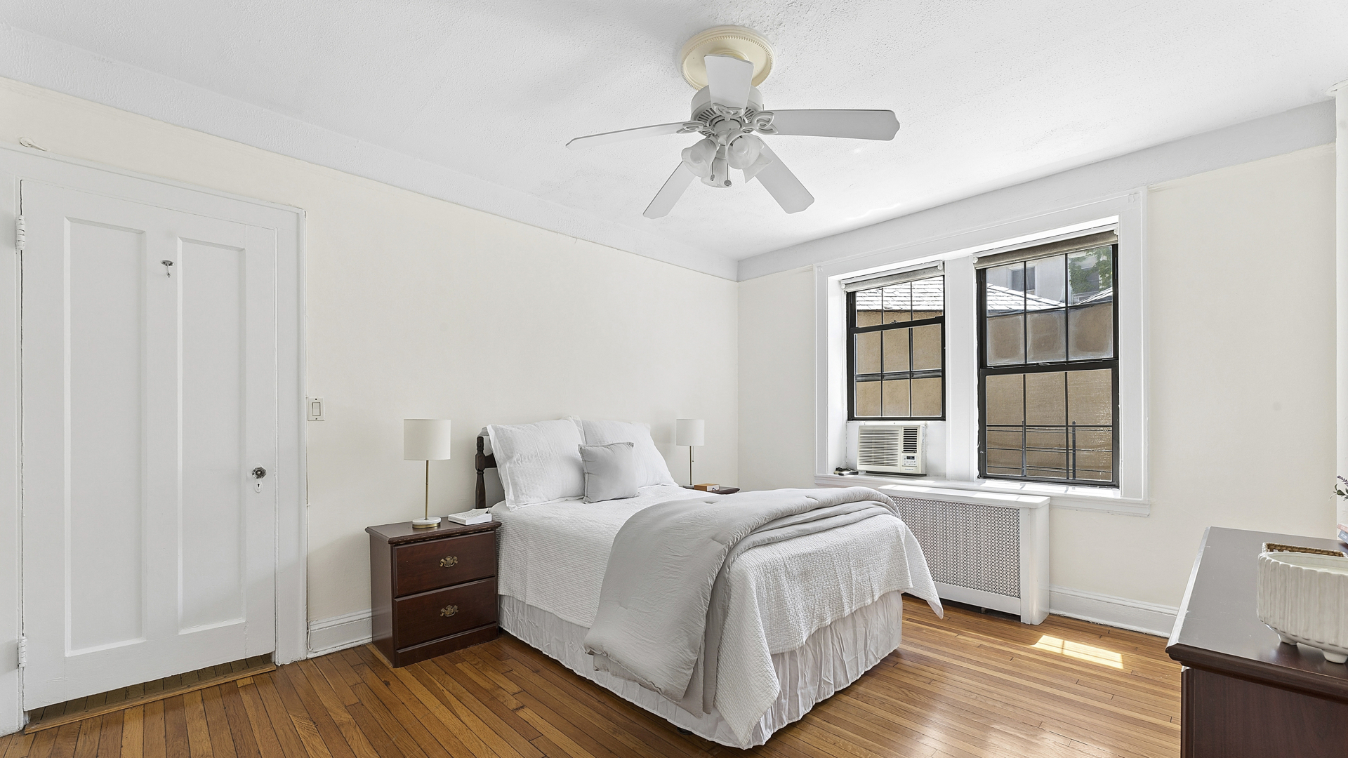 68-12 Burns Street A3 Forest Hills Queens NY 11375