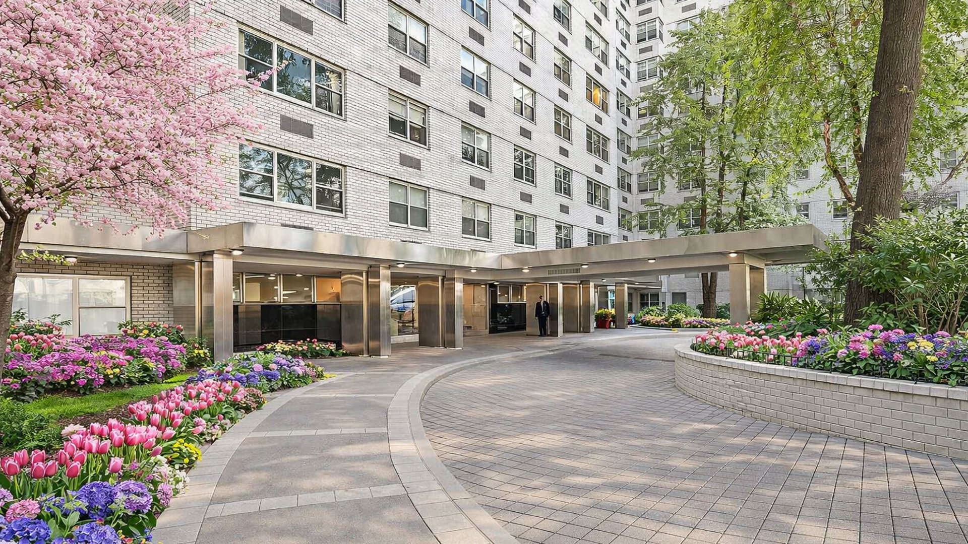 70 East 10th Street 9B Greenwich Village New York NY 10003