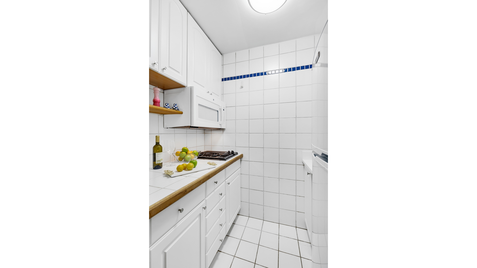 212 East 77th Street 2B Upper East Side New York NY 10075