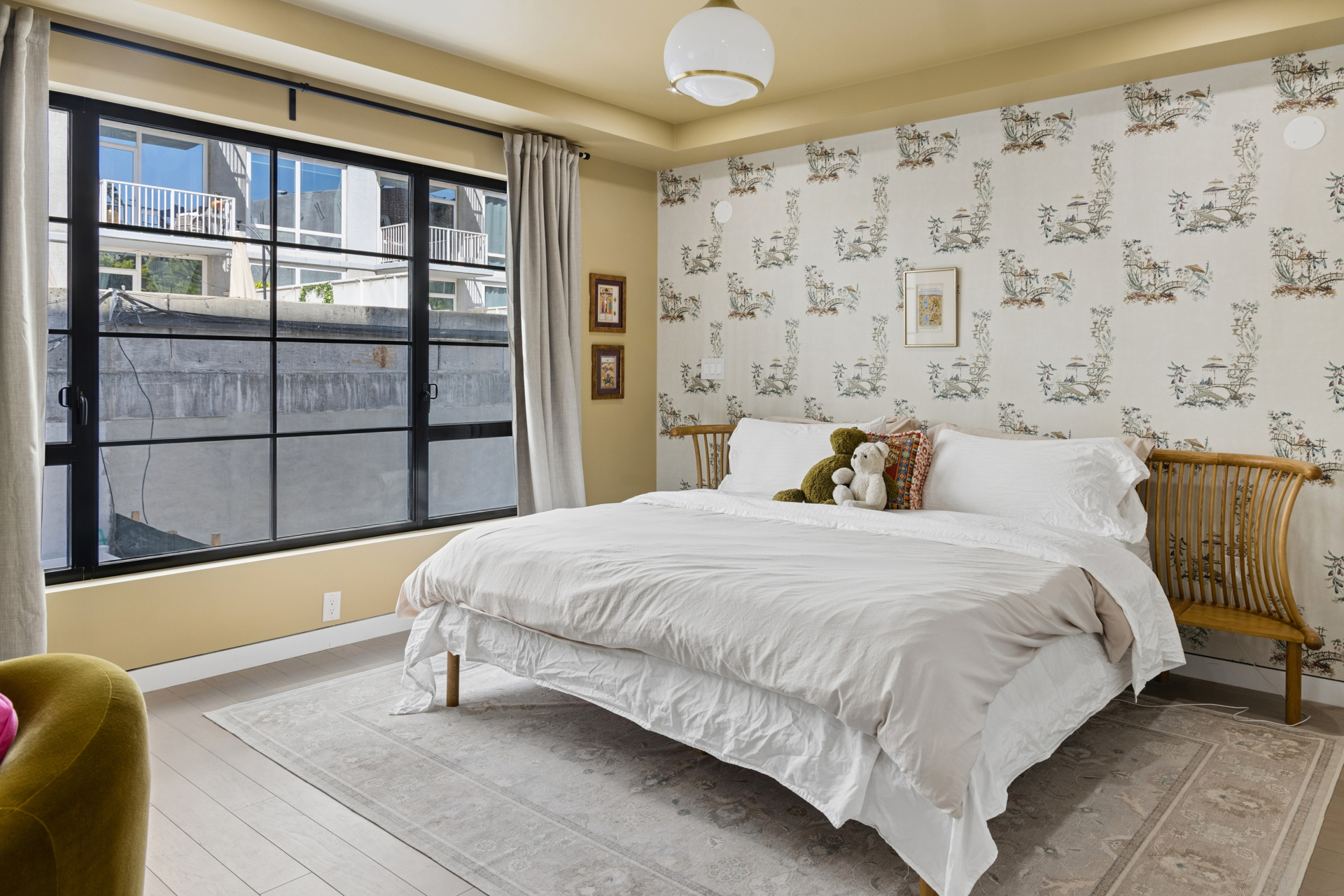 327 East 22nd Street THEAST Gramercy Park New York NY 10010