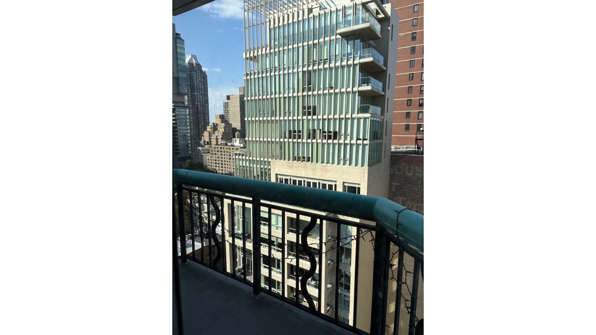 303 East 60th Street 18F Upper East Side New York NY 10022