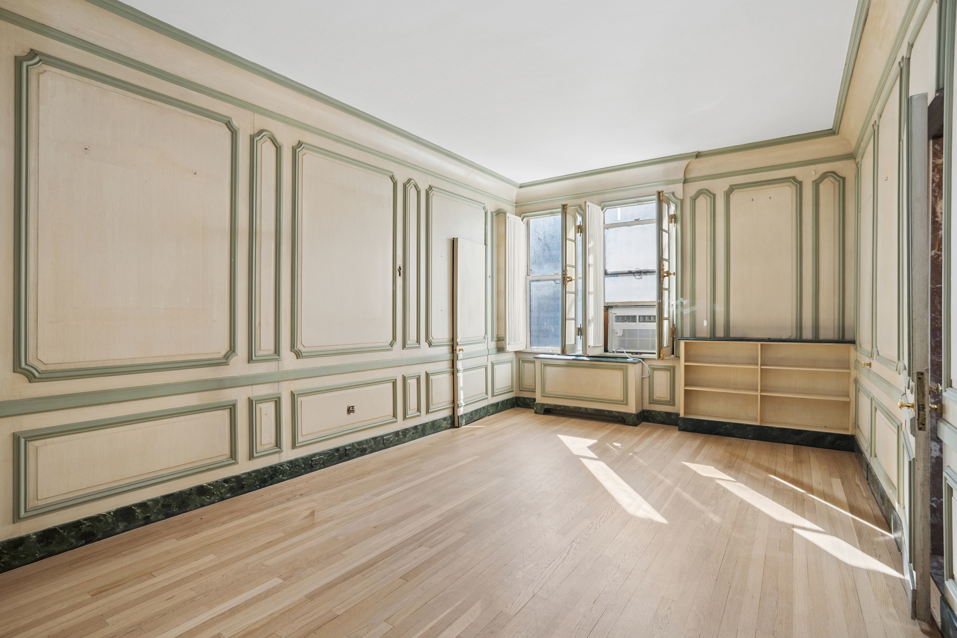 480 Park Avenue 19C Midtown East New York NY 10022