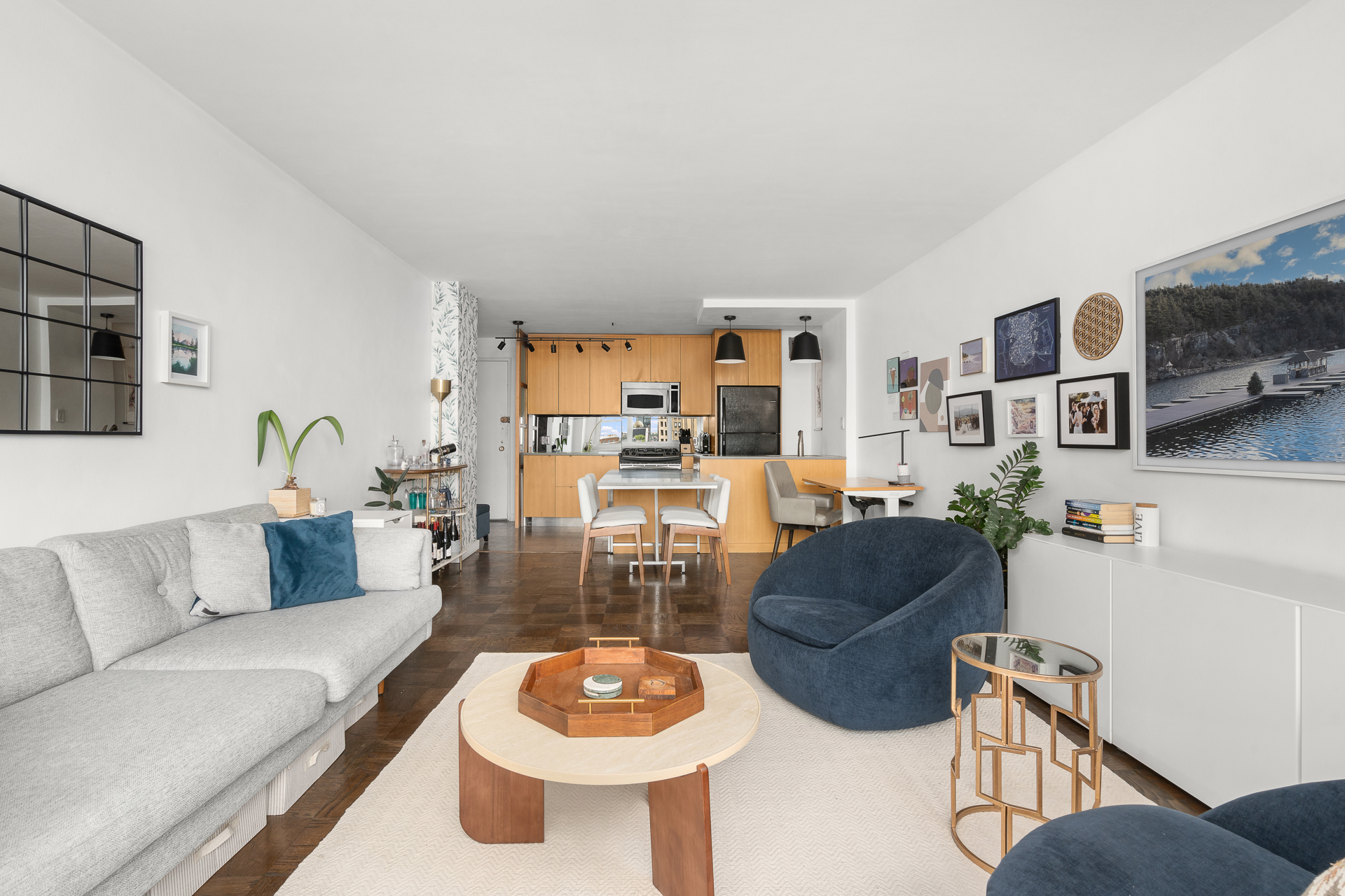 77 Seventh Avenue Chelsea New York NY 10011