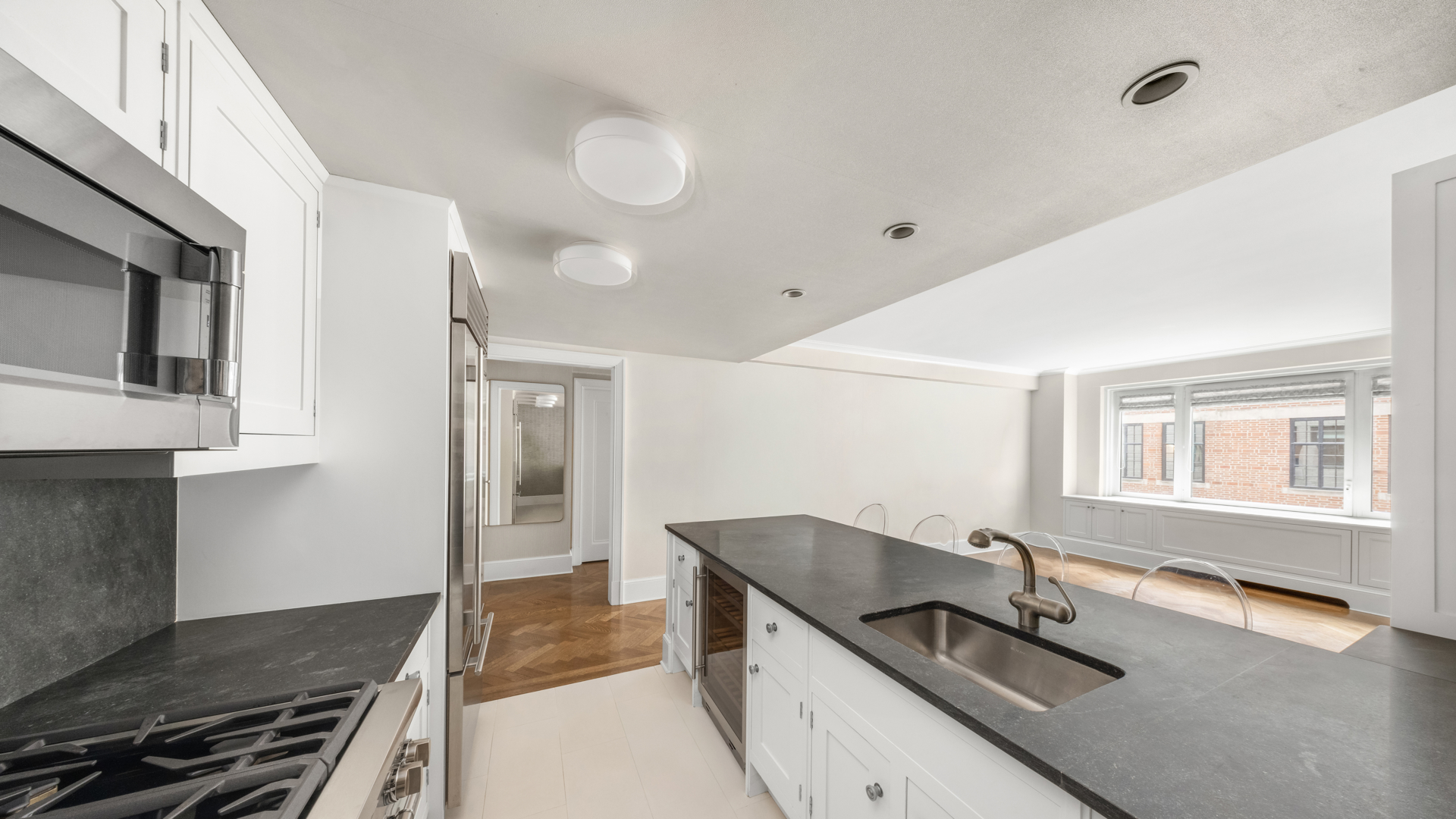 530 Park Avenue 5J Upper East Side New York NY 10065