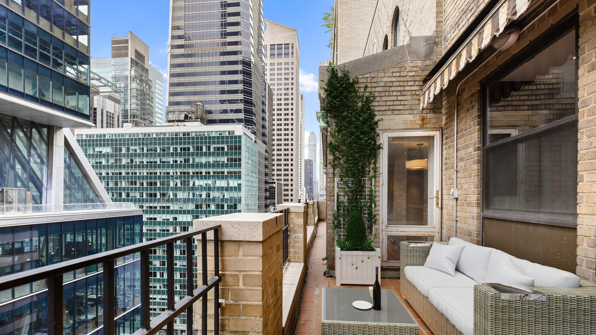111 East 56th Street 1700 Midtown East New York NY 10022