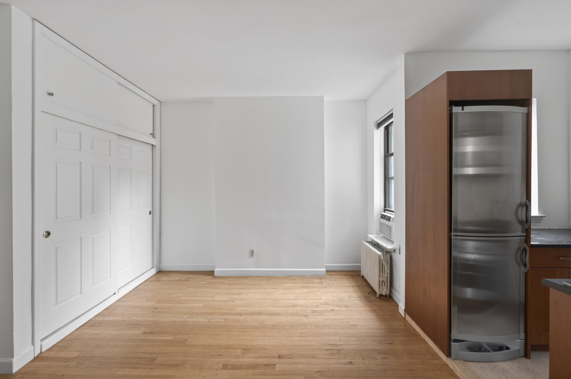 348 West 56th Street 5B Clinton New York NY 10019
