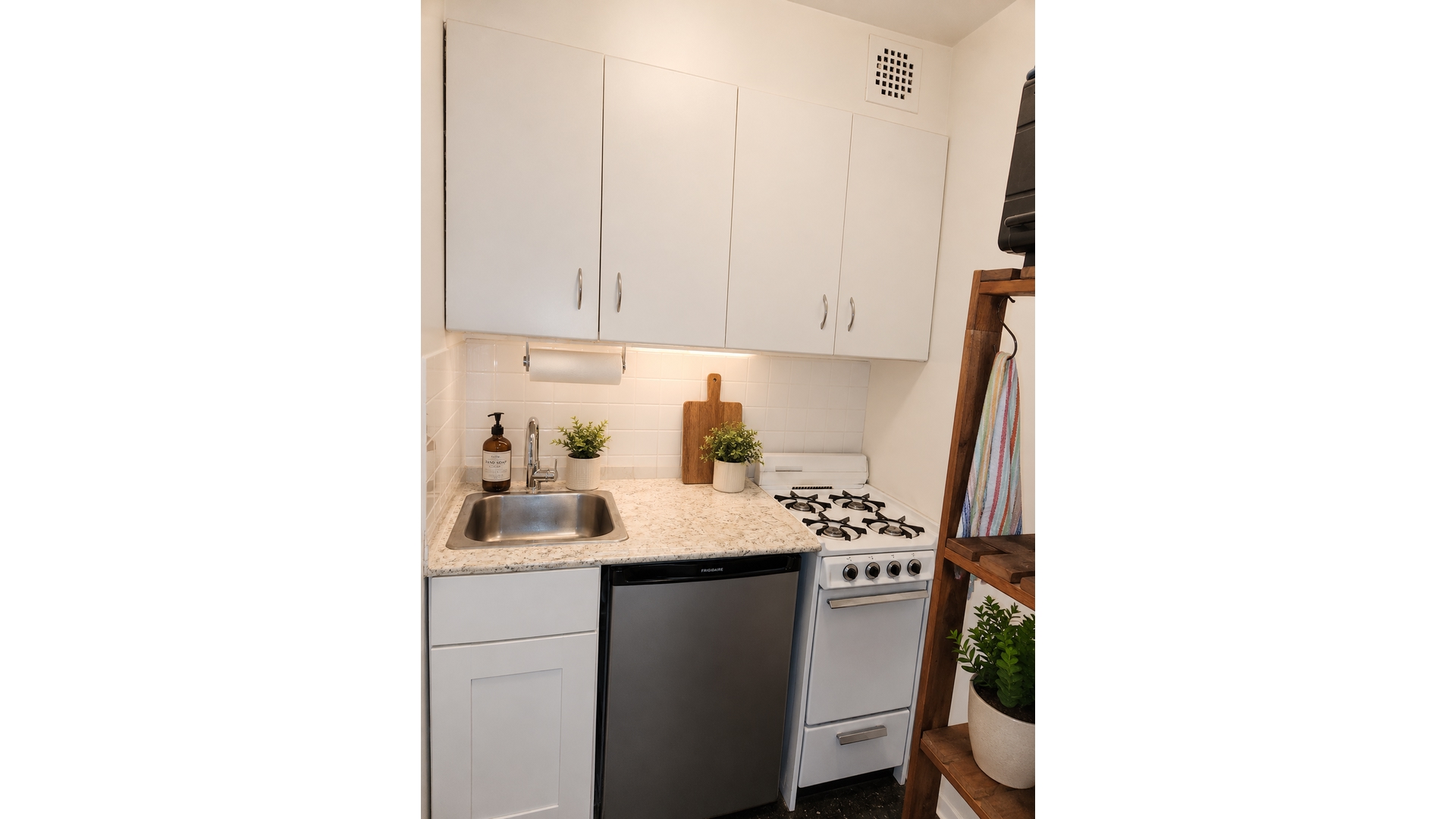 135 East 54th Street 7J Midtown East New York NY 10022