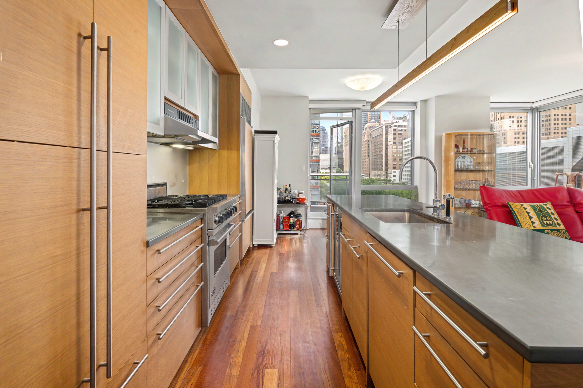 30 West Street 5B Battery Park City New York NY 10004