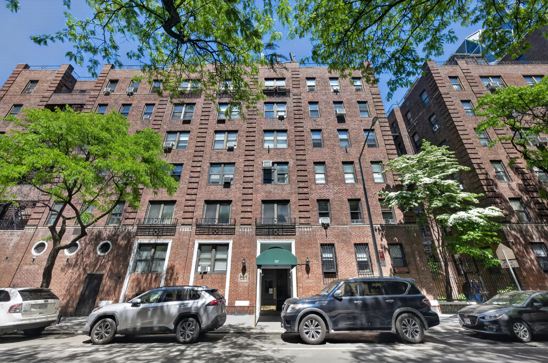 357 West 55th Street 2H Clinton New York NY 10019
