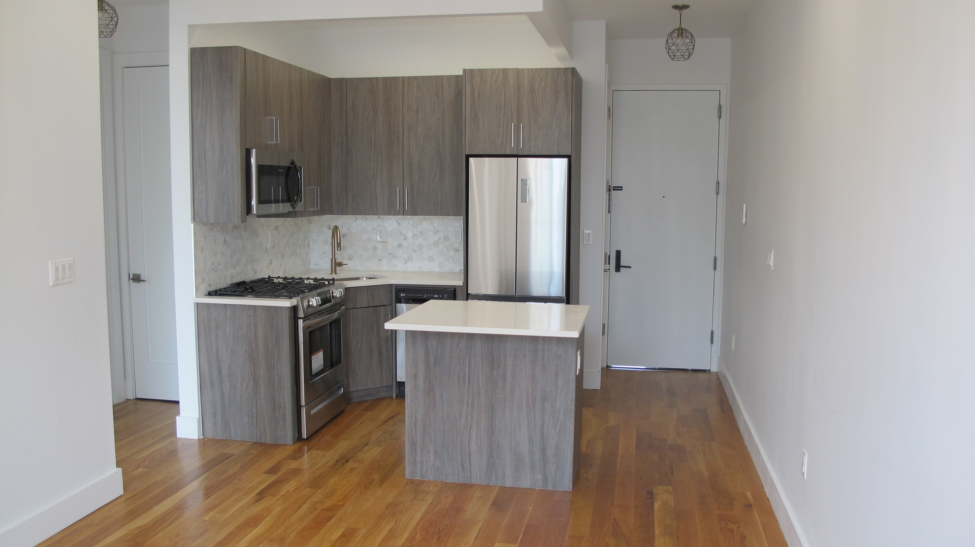 900 Willoughby Avenue 2A Bushwick Brooklyn NY 11221