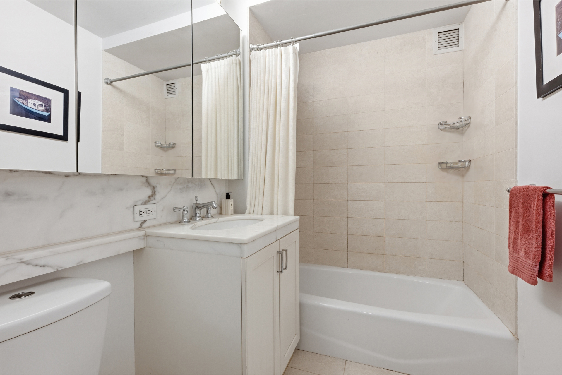 205 East 85th Street 6F Upper East Side New York NY 10028