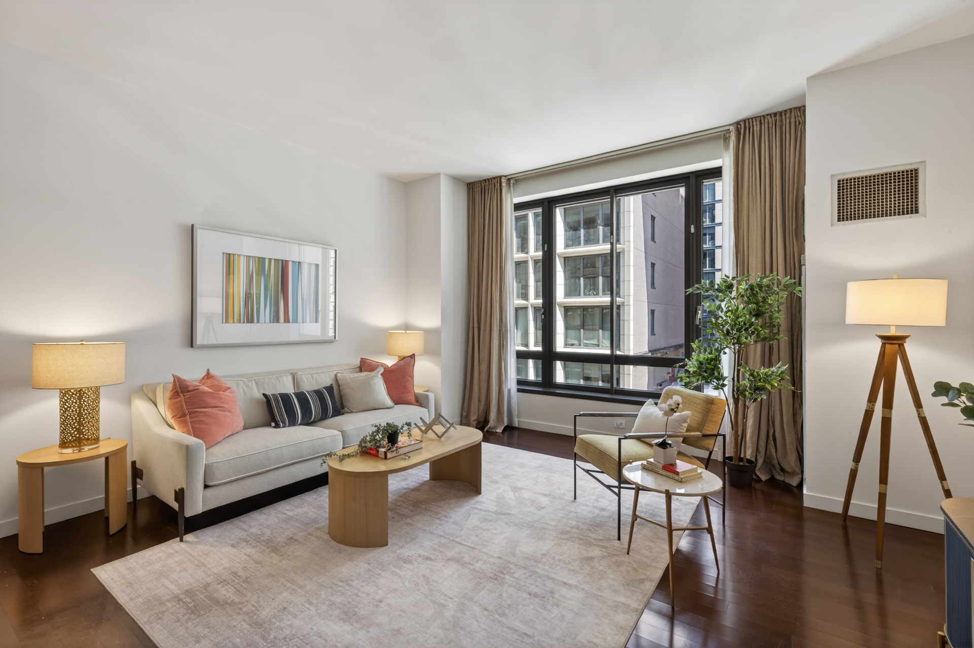 4 West 21st Street Flatiron District New York NY 10010