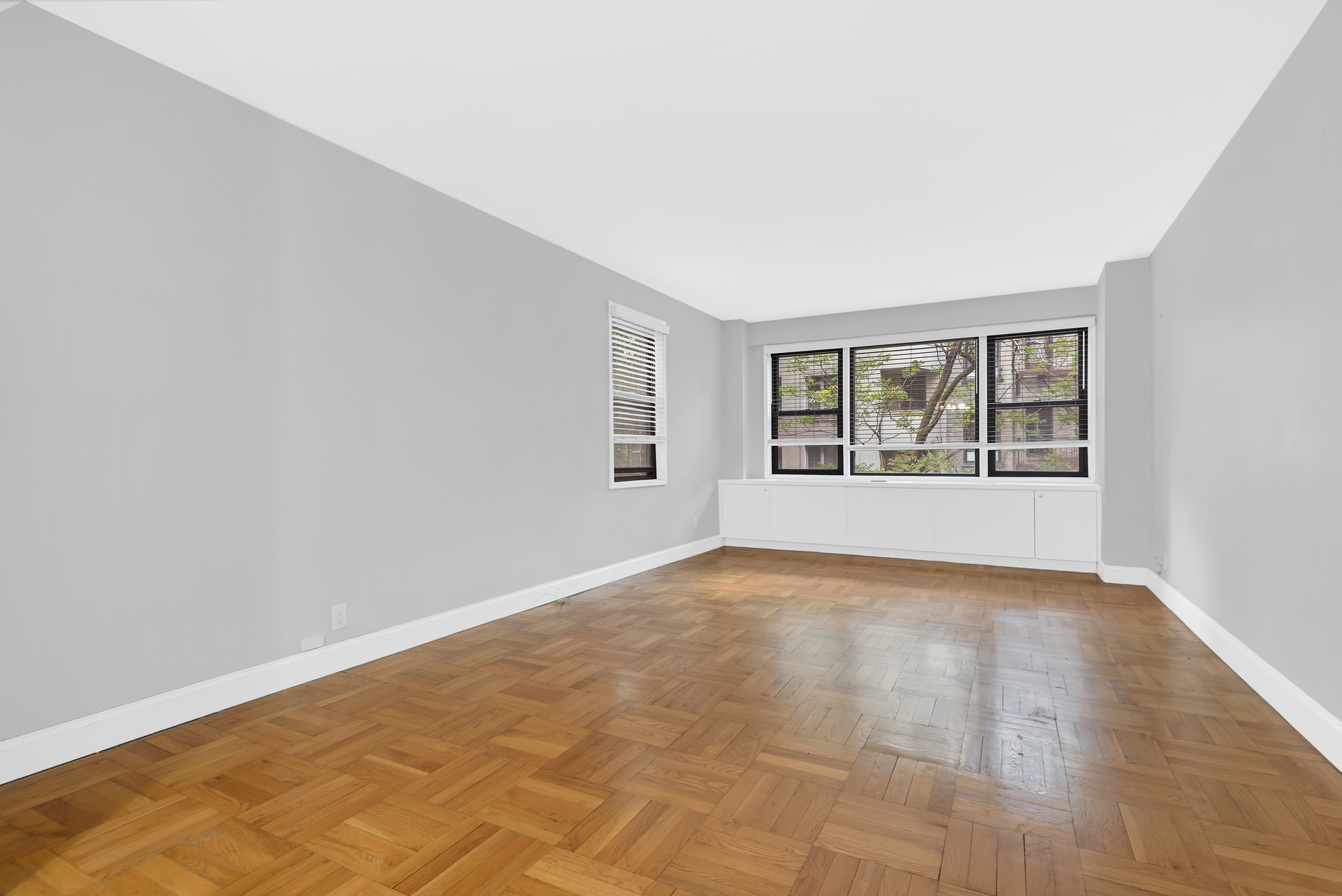 345 East 52nd Street 4J Turtle Bay New York NY 10022