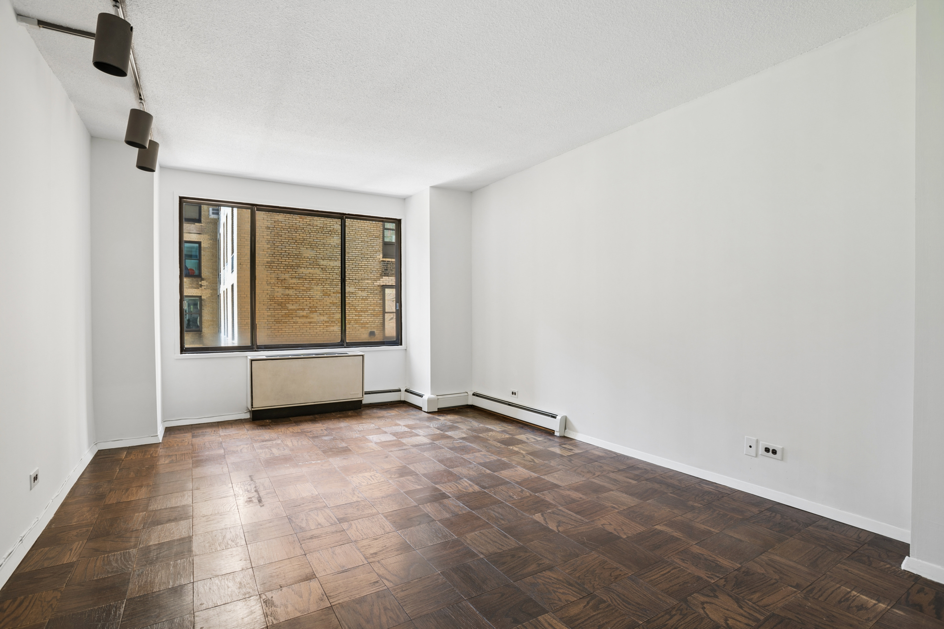 50 East 89th Street 6A Carnegie Hill New York NY 10128