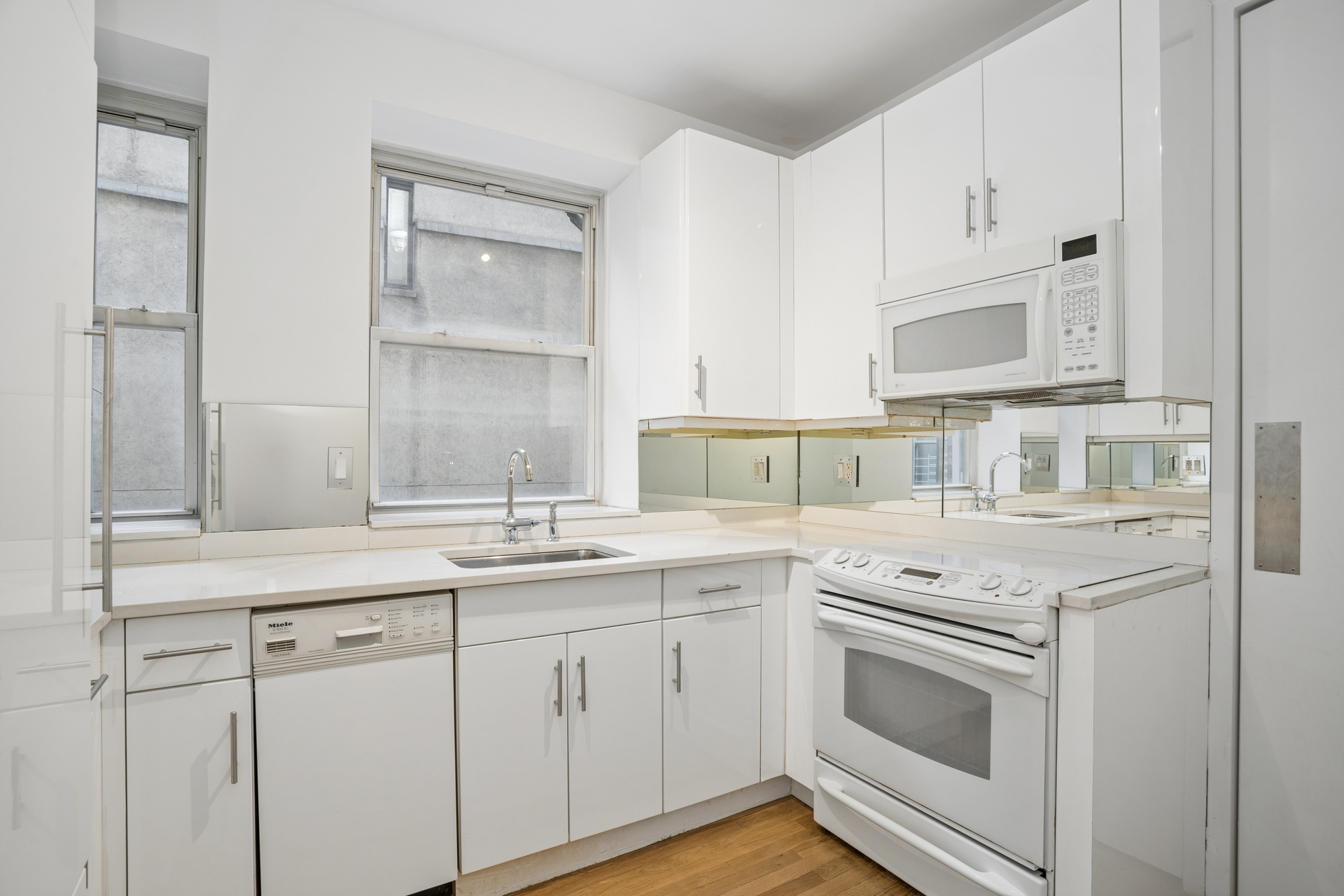 40 West 55th Street Midtown West New York NY 10019