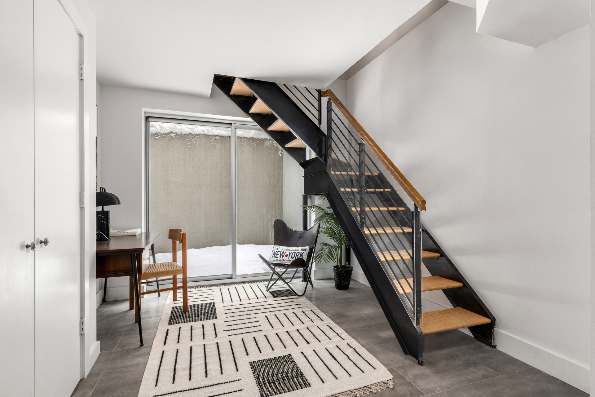 93 Waverly Avenue 1R Clinton Hill Brooklyn NY 11205