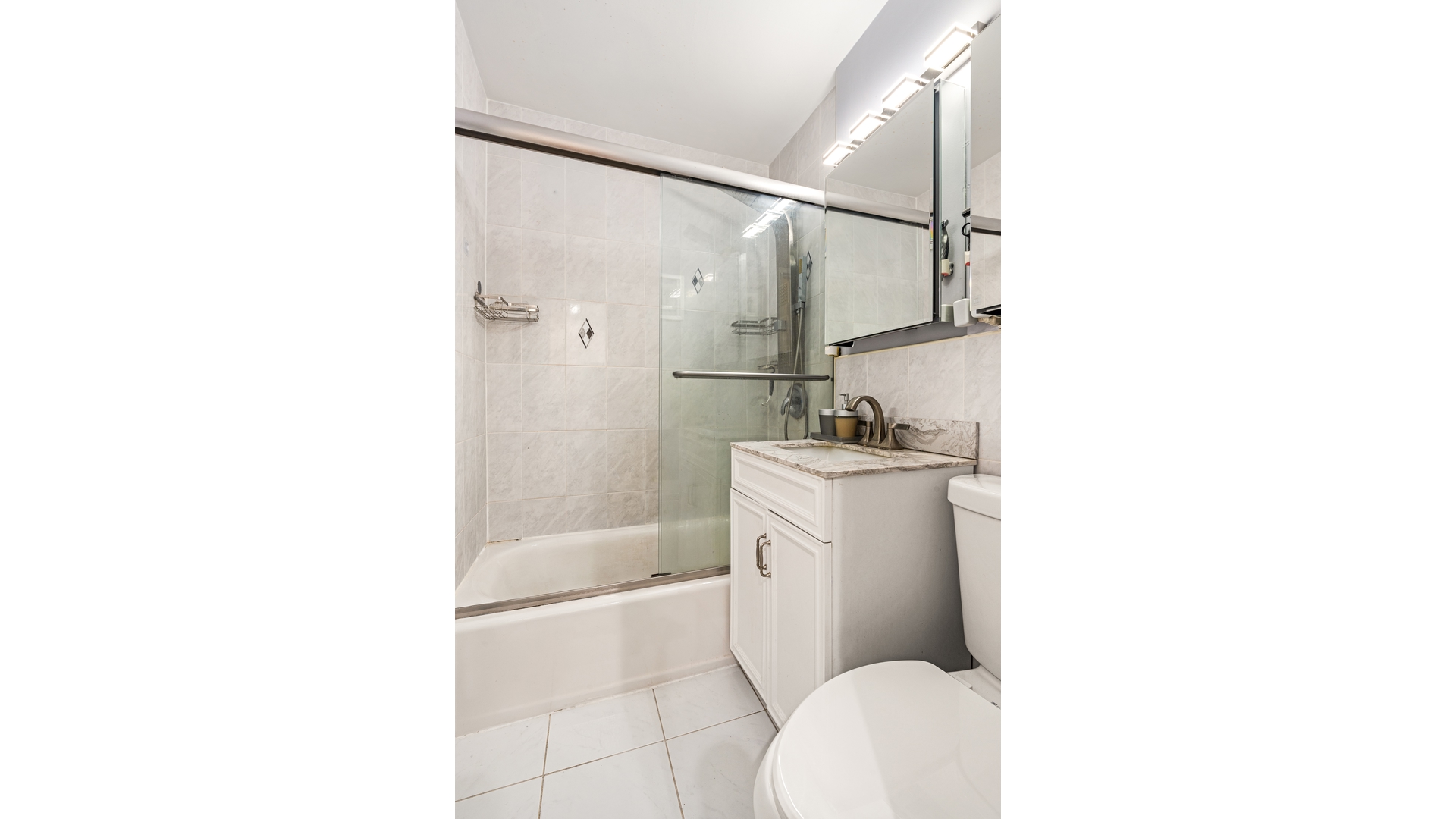 160 East 91st Street 8A Carnegie Hill New York NY 10128