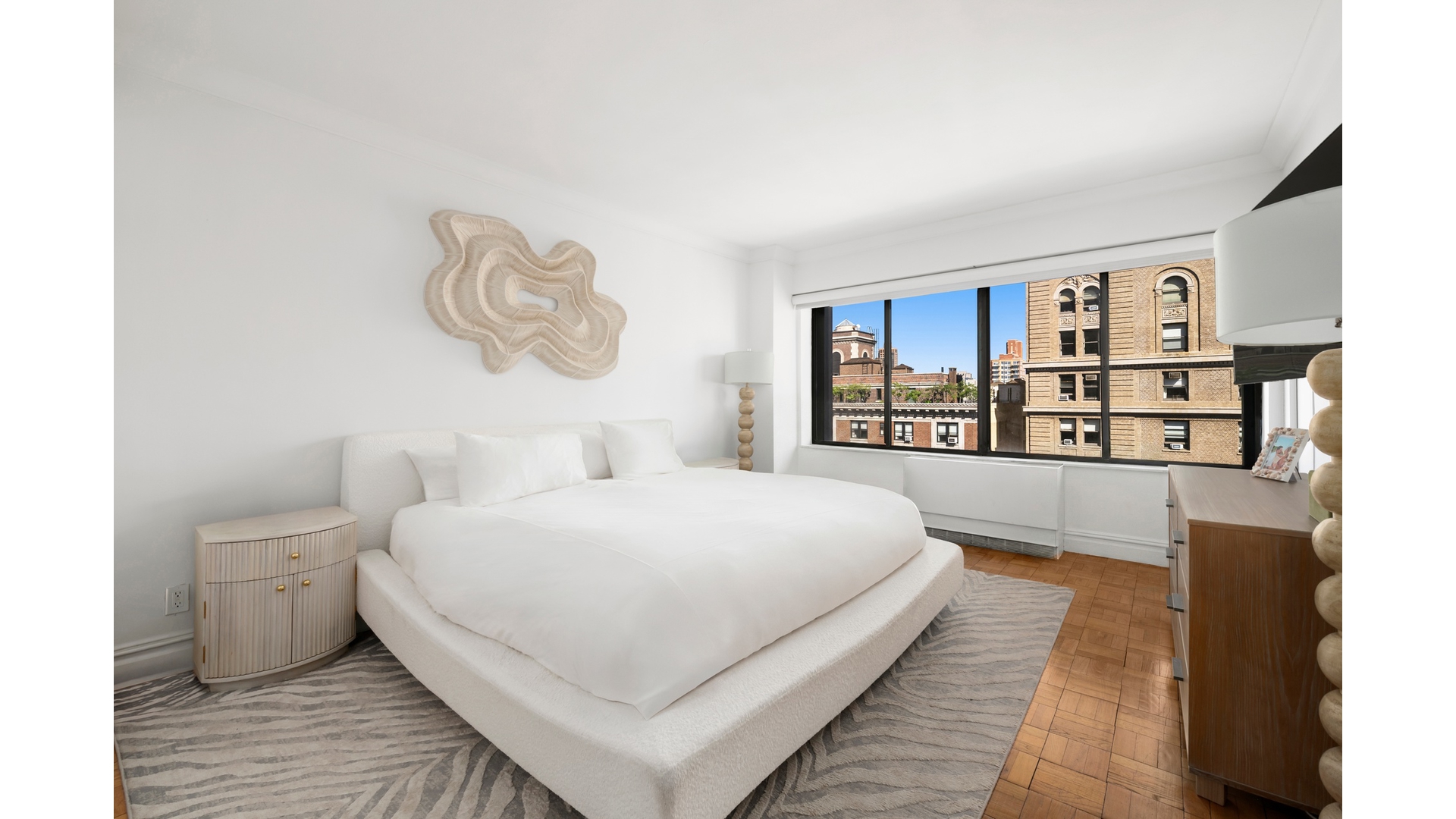 900 Park Avenue 18C Upper East Side New York NY 10075