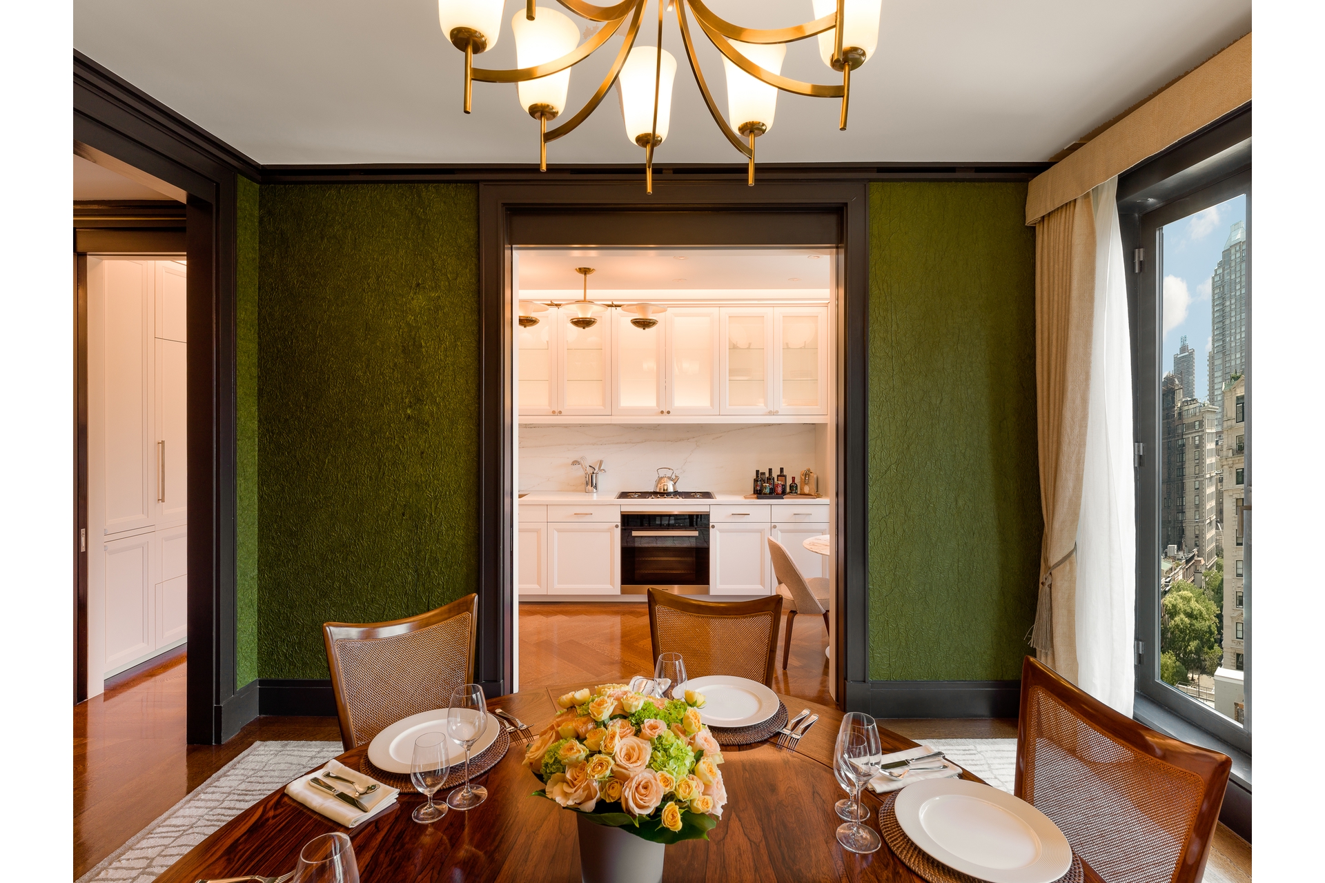 815 Fifth Avenue DUPLEX Upper East Side New York NY 10065