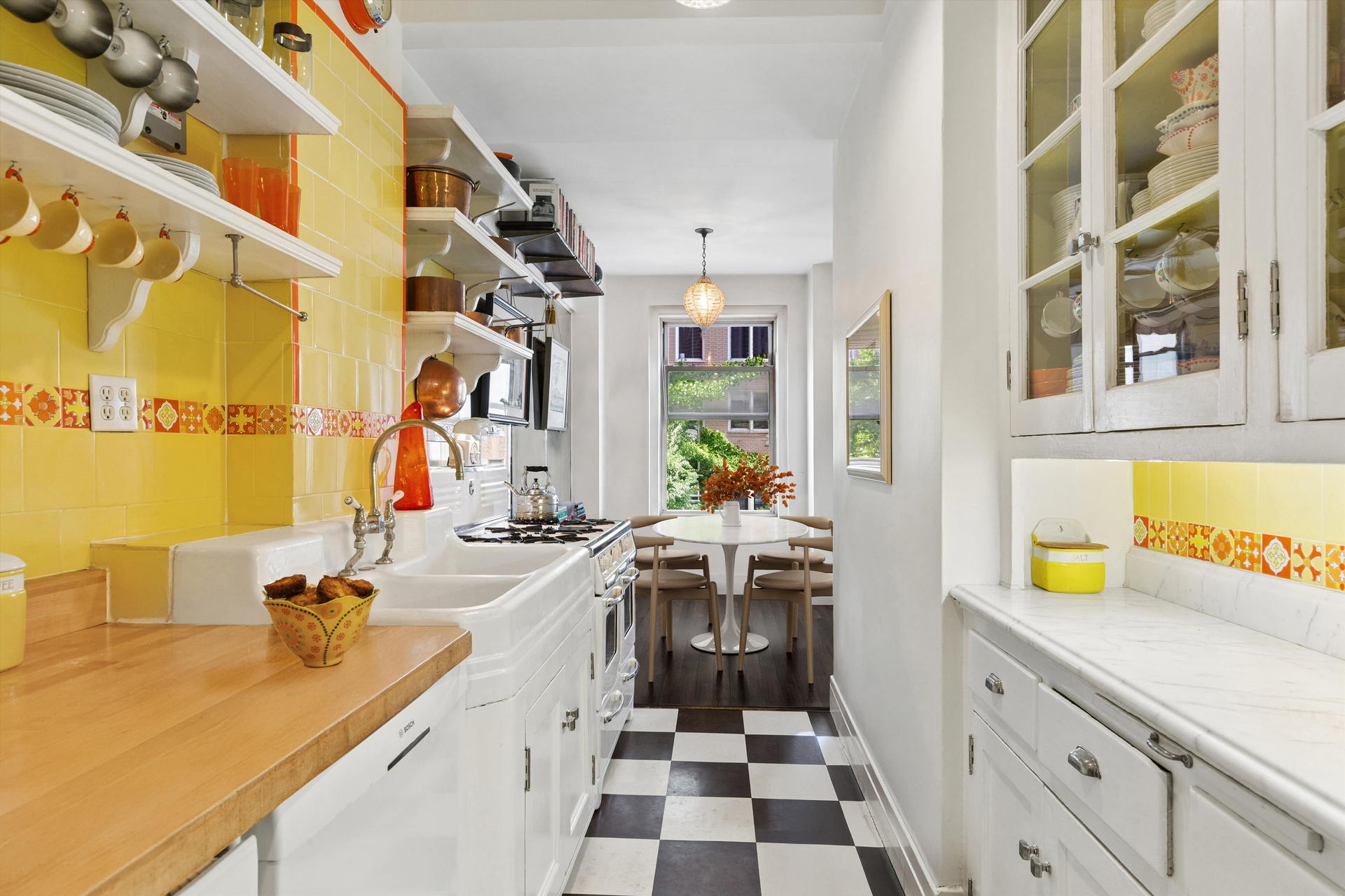 242 East 19th Street 3C Gramercy Park New York NY 10003