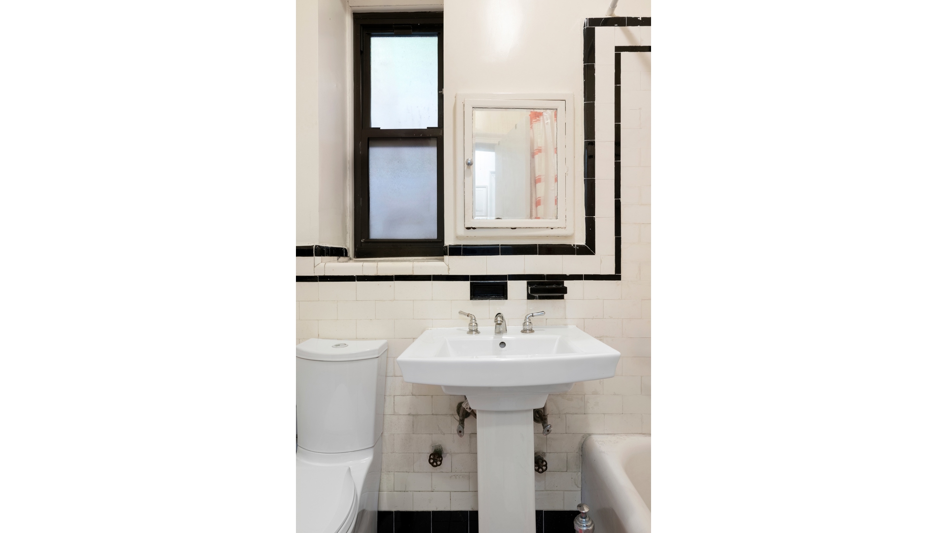 83-10 35th Avenue 1W Jackson Heights Queens NY 11373