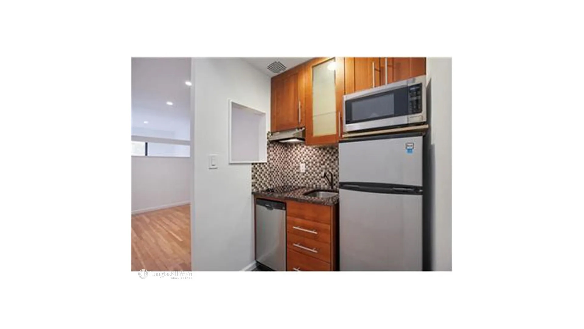 230 East 52nd Street 3D Turtle Bay New York NY 10022