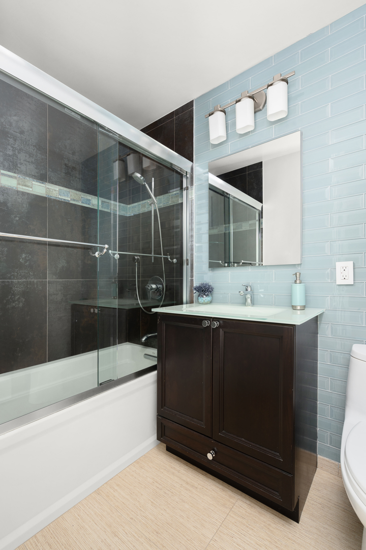 45 West 67th Street 25D Lincoln Square New York NY 10023