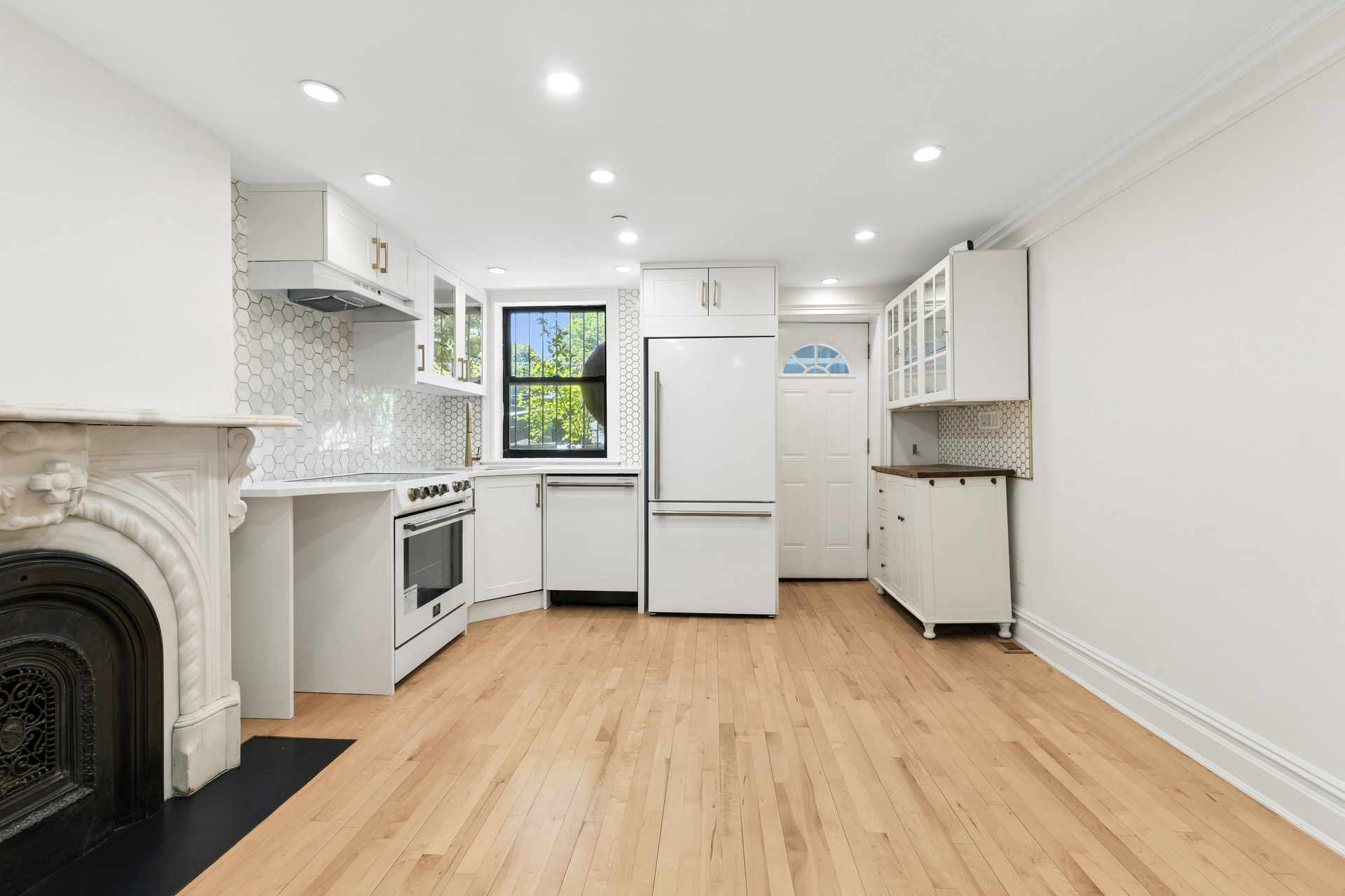 293 Pacific Street GARDENFL Boerum Hill Brooklyn NY 11201