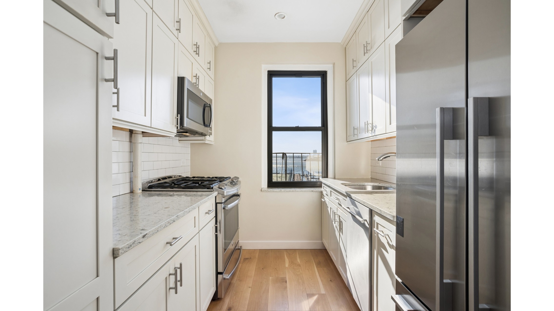 2 Grace Court 4X Brooklyn Heights Brooklyn NY 11201