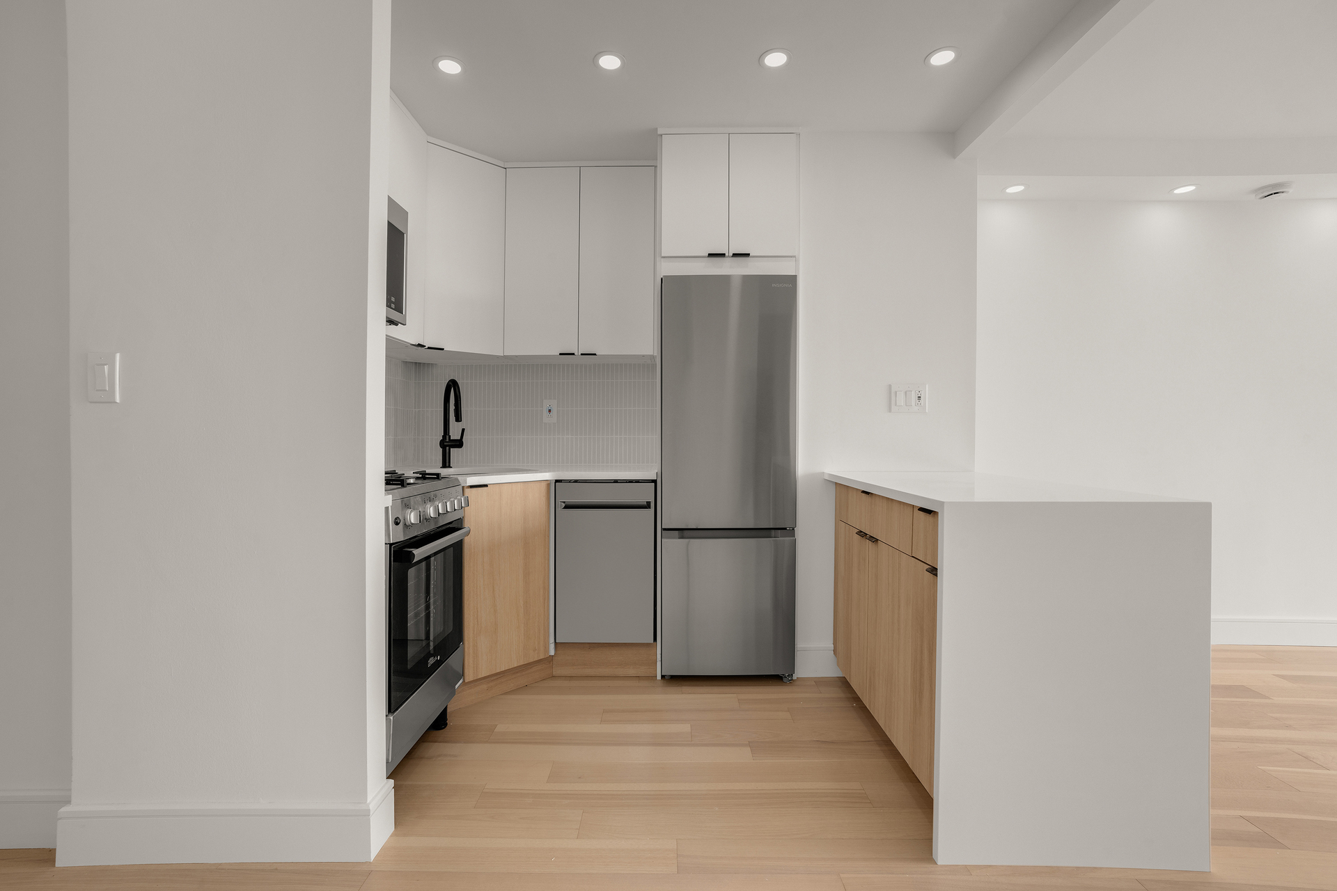 321 East 48th Street 7L Turtle Bay New York NY 10017