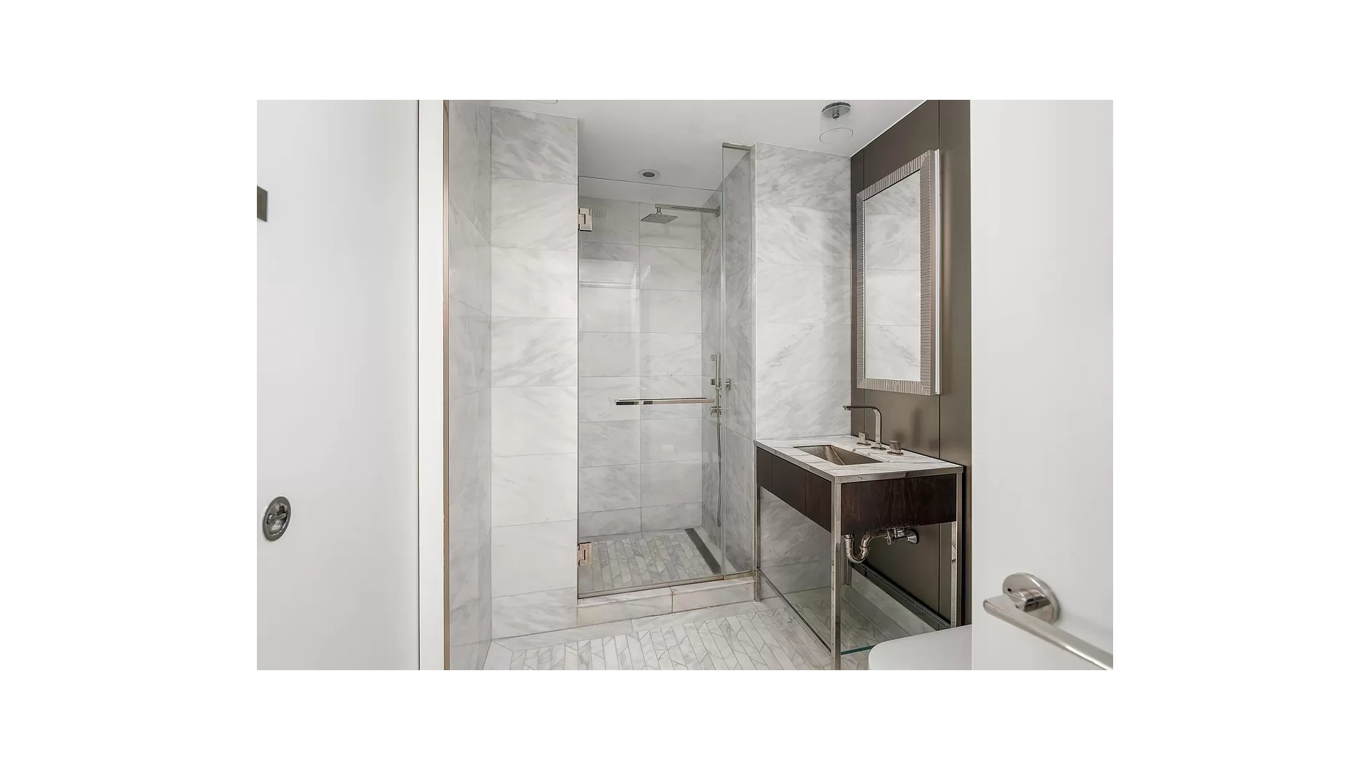 135 West 52nd Street 9D Midtown West New York NY 10019
