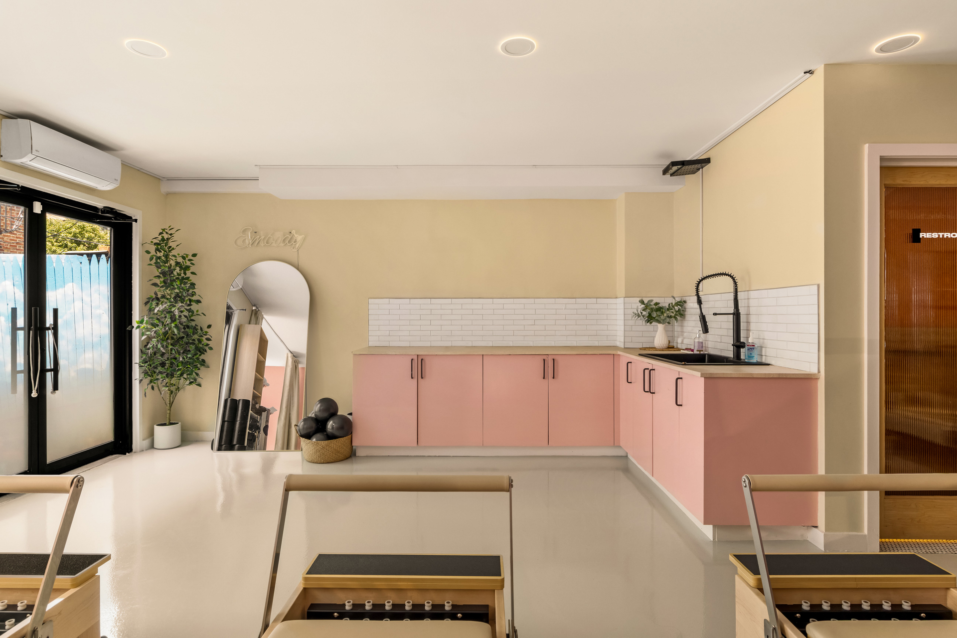 320 Tompkins Avenue Bedford Stuyvesant Brooklyn NY 11216