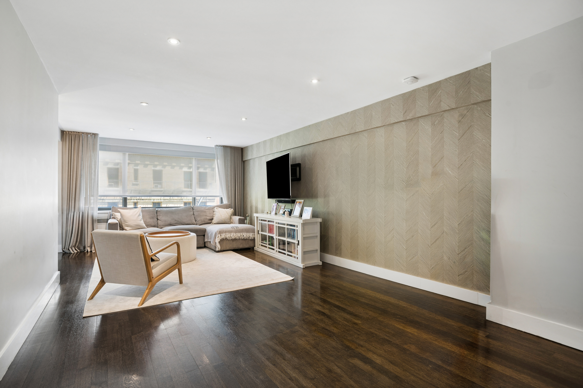 420 East 64th Street E6D Upper East Side New York NY 10065