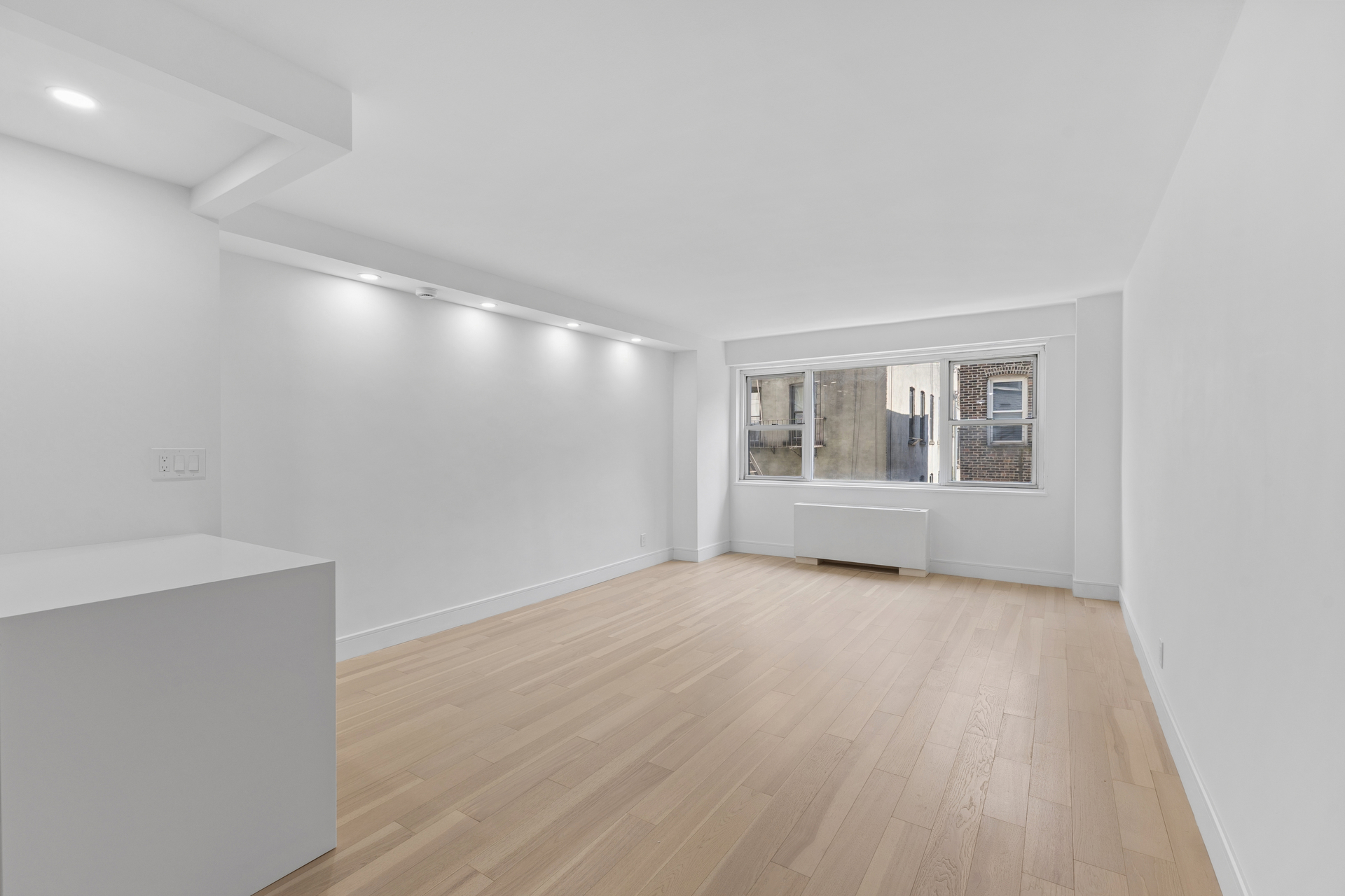 321 East 48th Street 7L Turtle Bay New York NY 10017