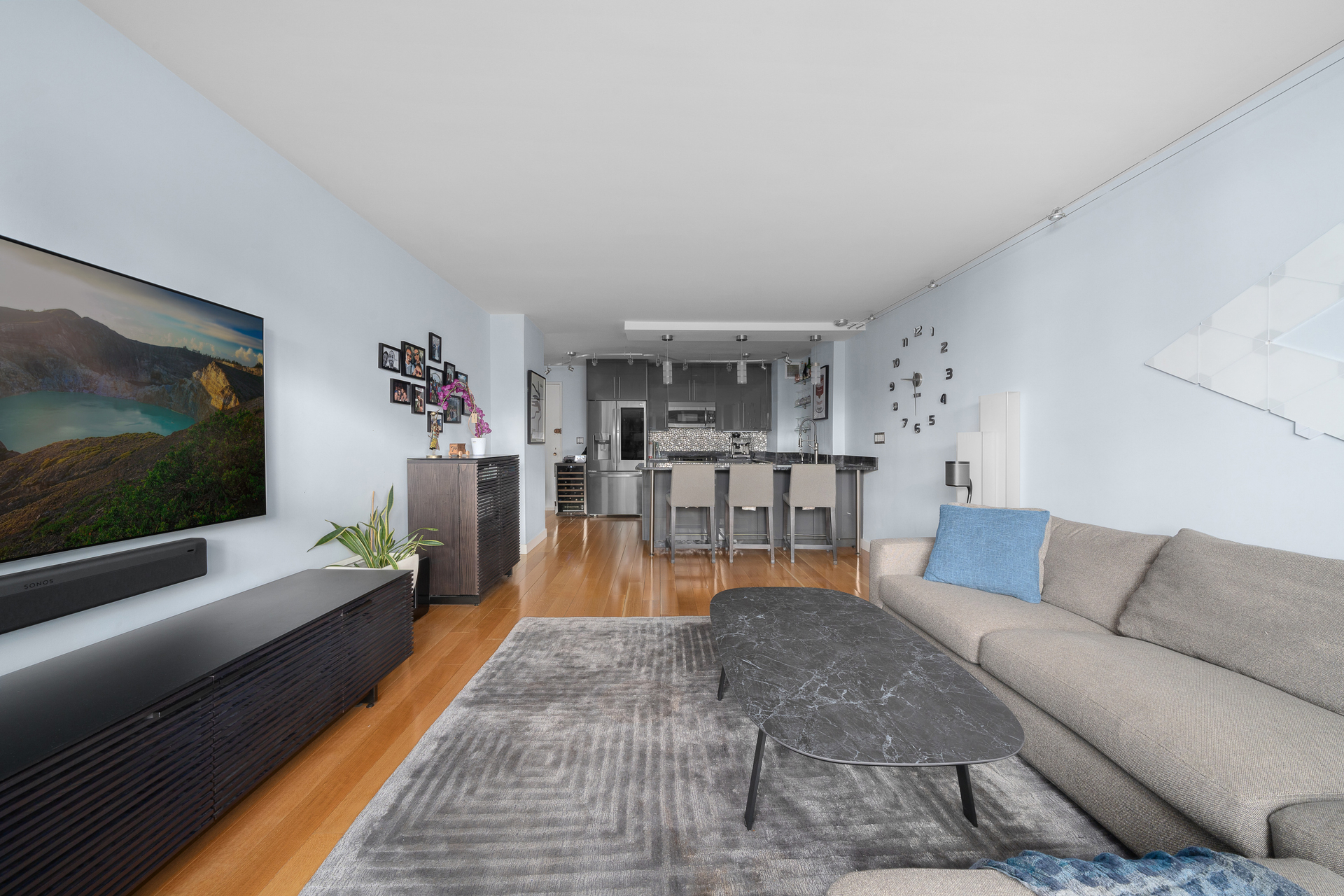 77 Seventh Avenue 3H Chelsea New York NY 10011