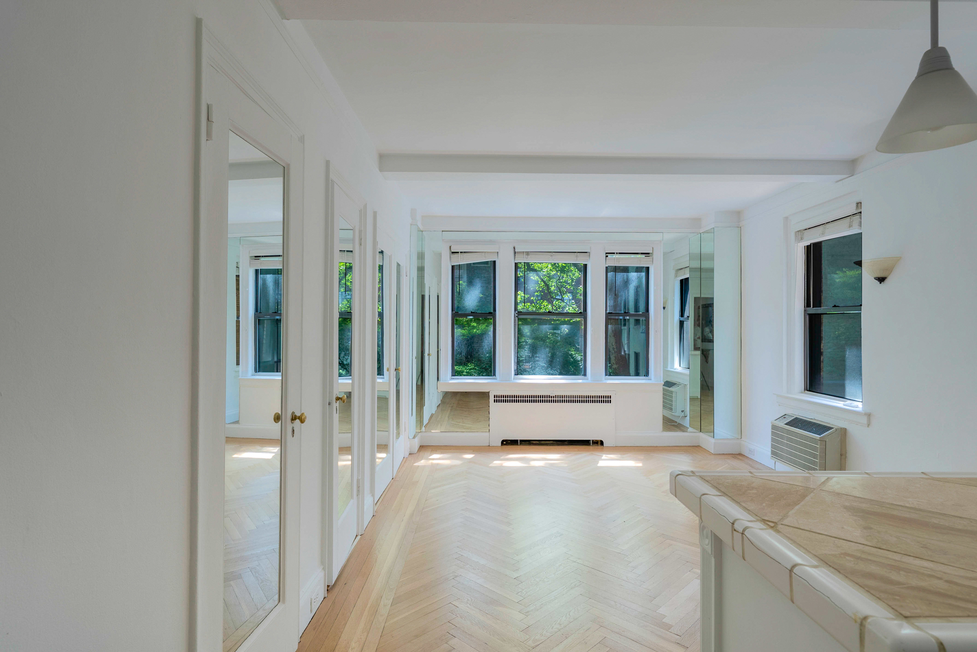 400 East 59th Street Sutton Place New York NY 10022
