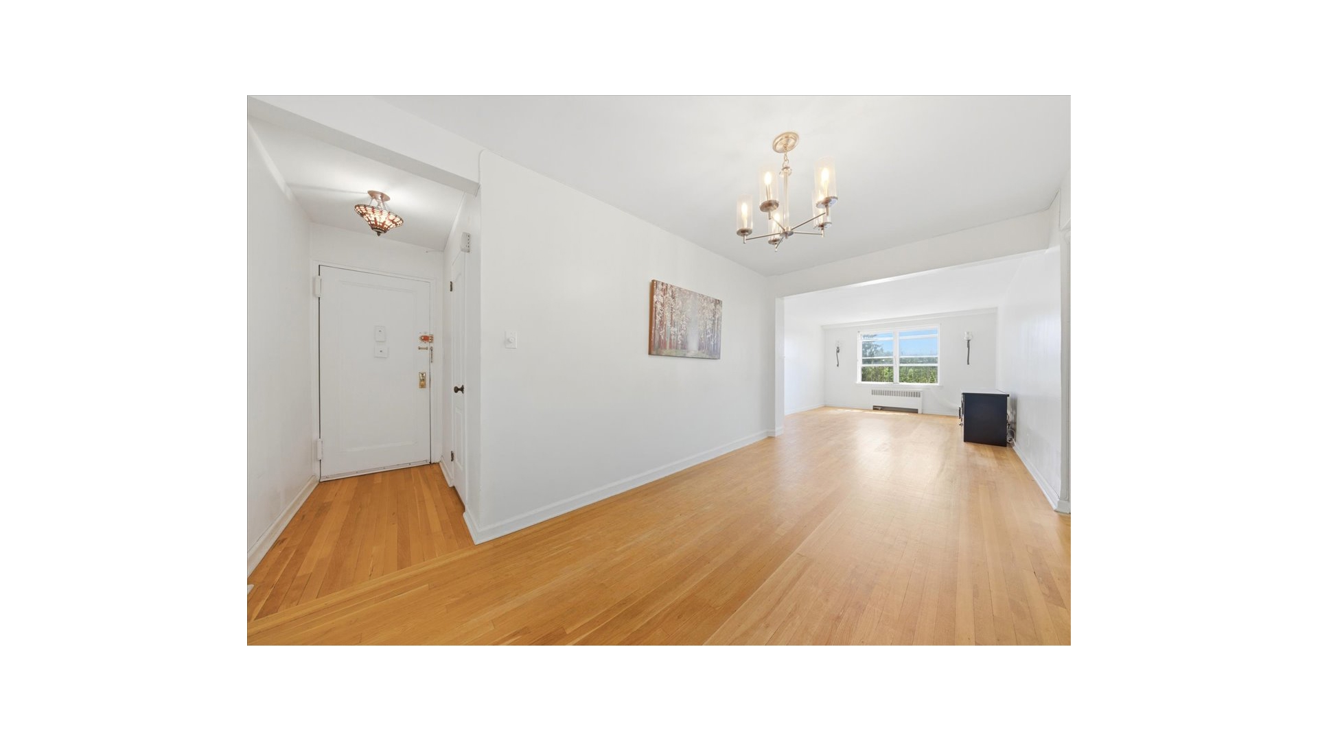2080 Barnes Avenue Pelham Parkway Bronx NY 10462