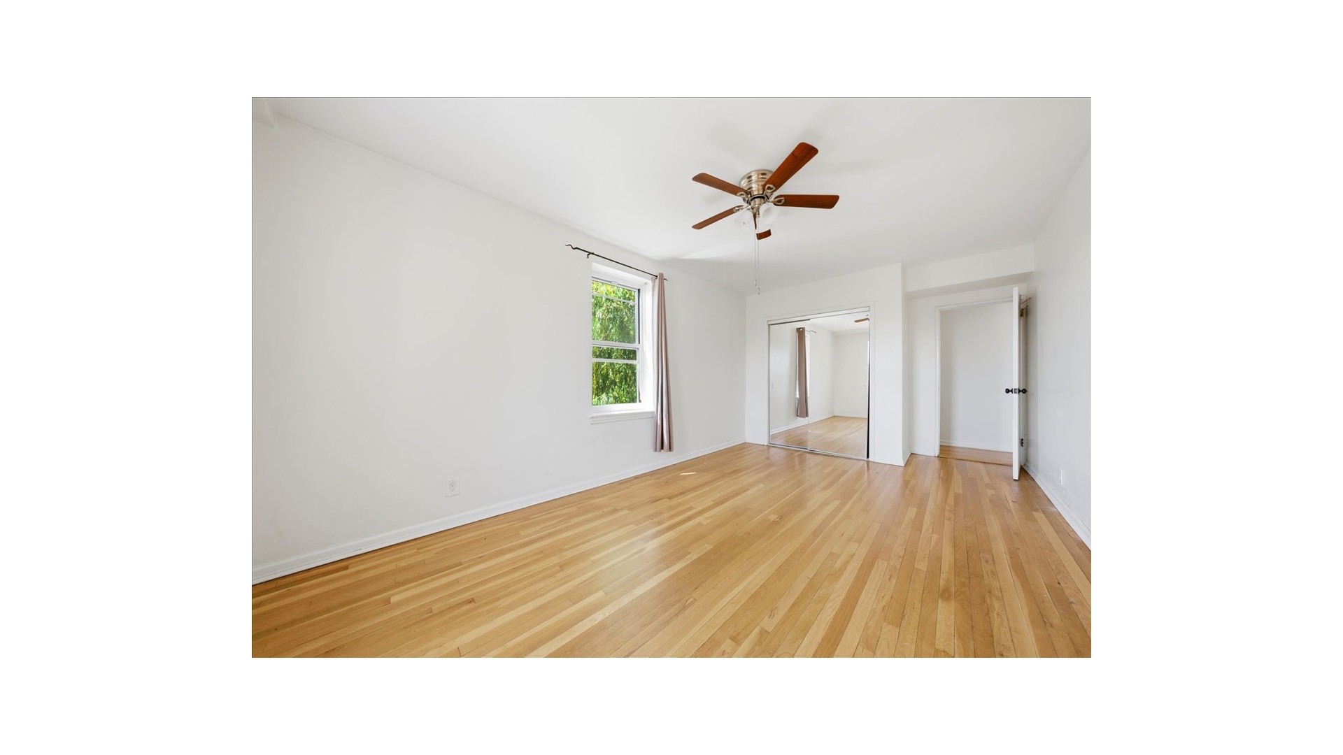 2080 Barnes Avenue Pelham Parkway Bronx NY 10462