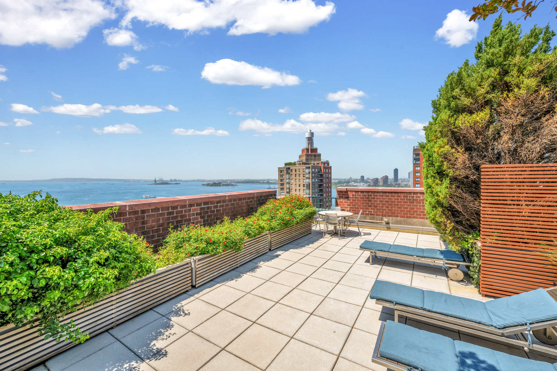225 Rector Place 7E Battery Park City New York NY 10280