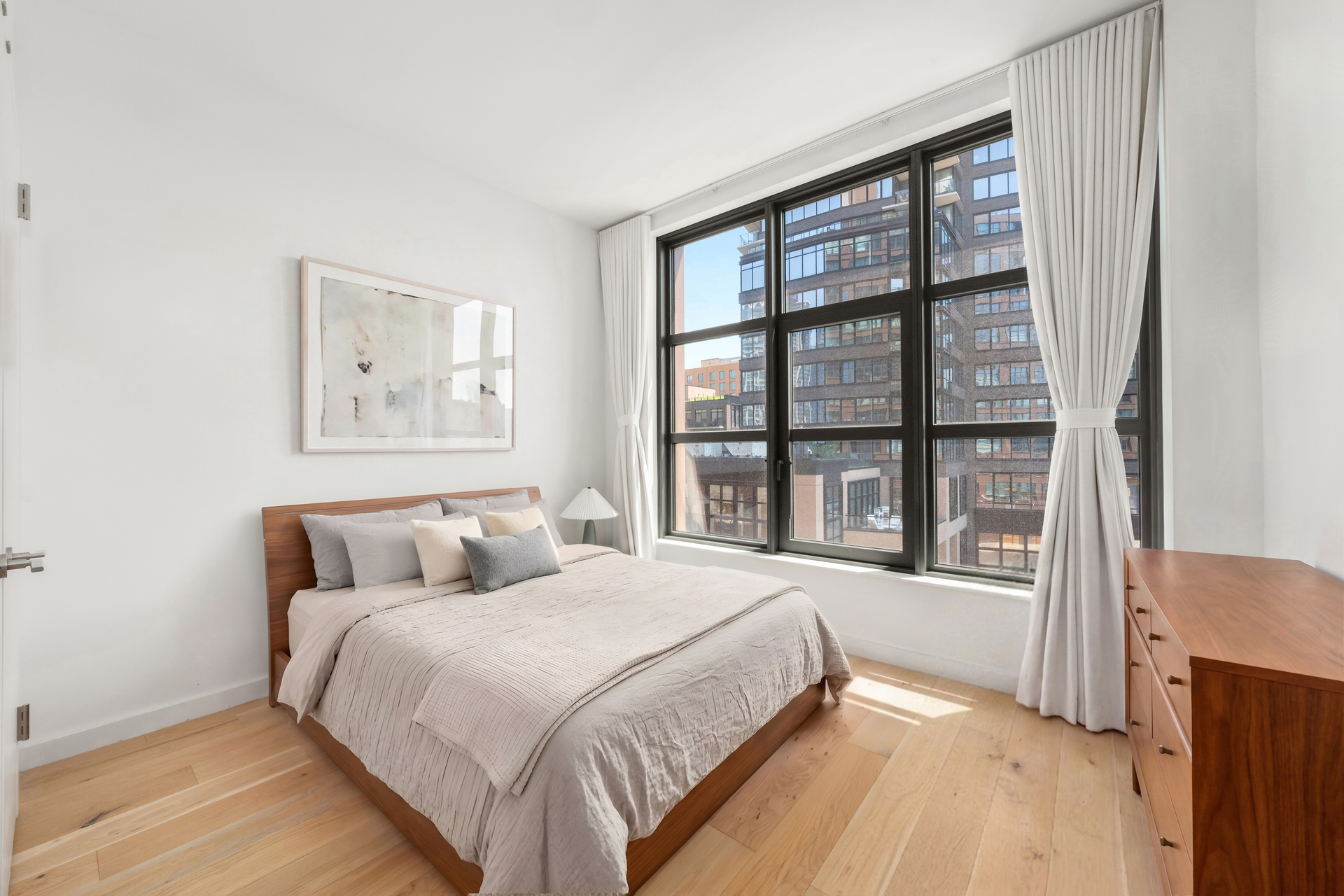 29 Huron Street 4DW Greenpoint Brooklyn NY 11222
