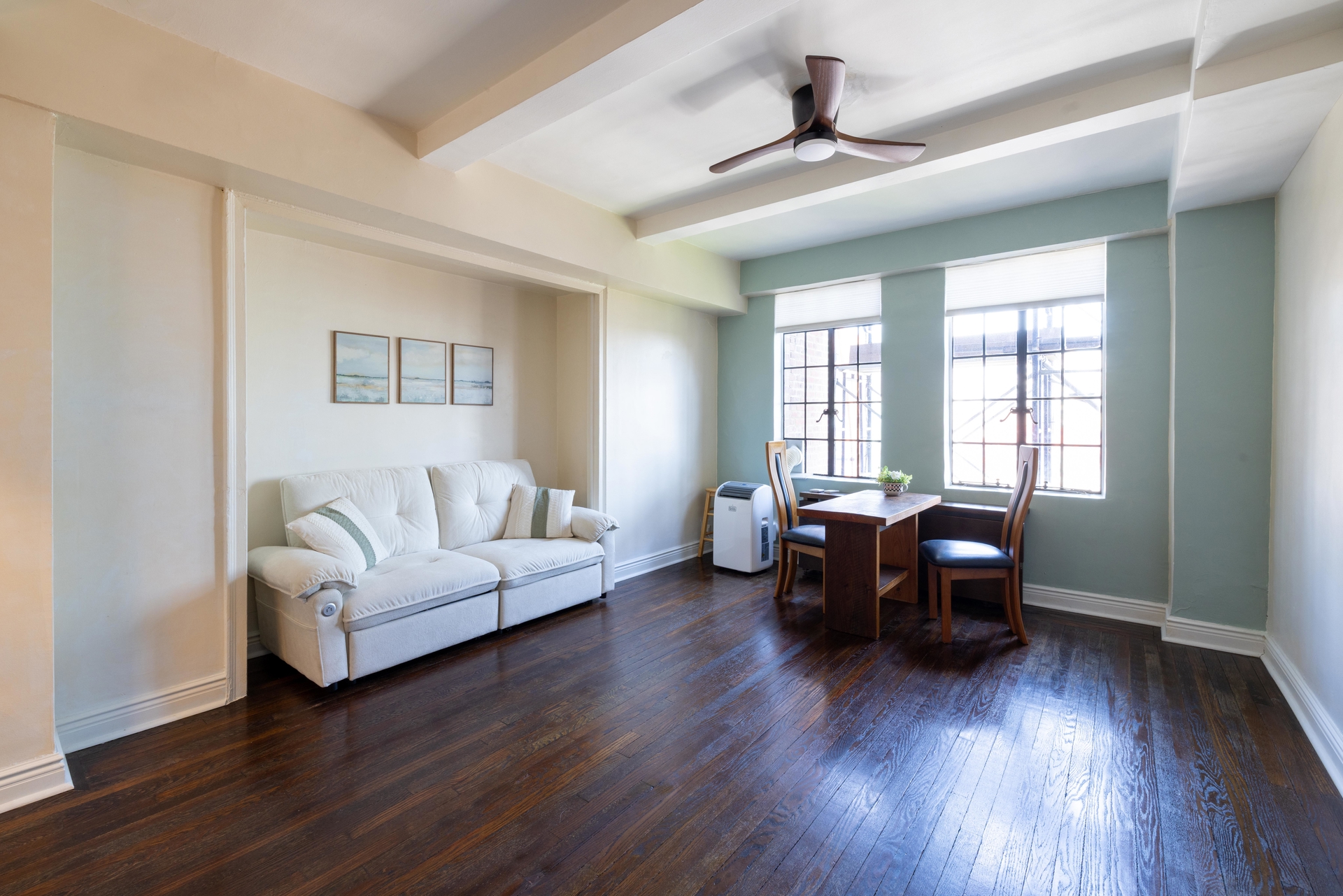 320 East 42nd Street 2403 Tudor City New York NY 10017