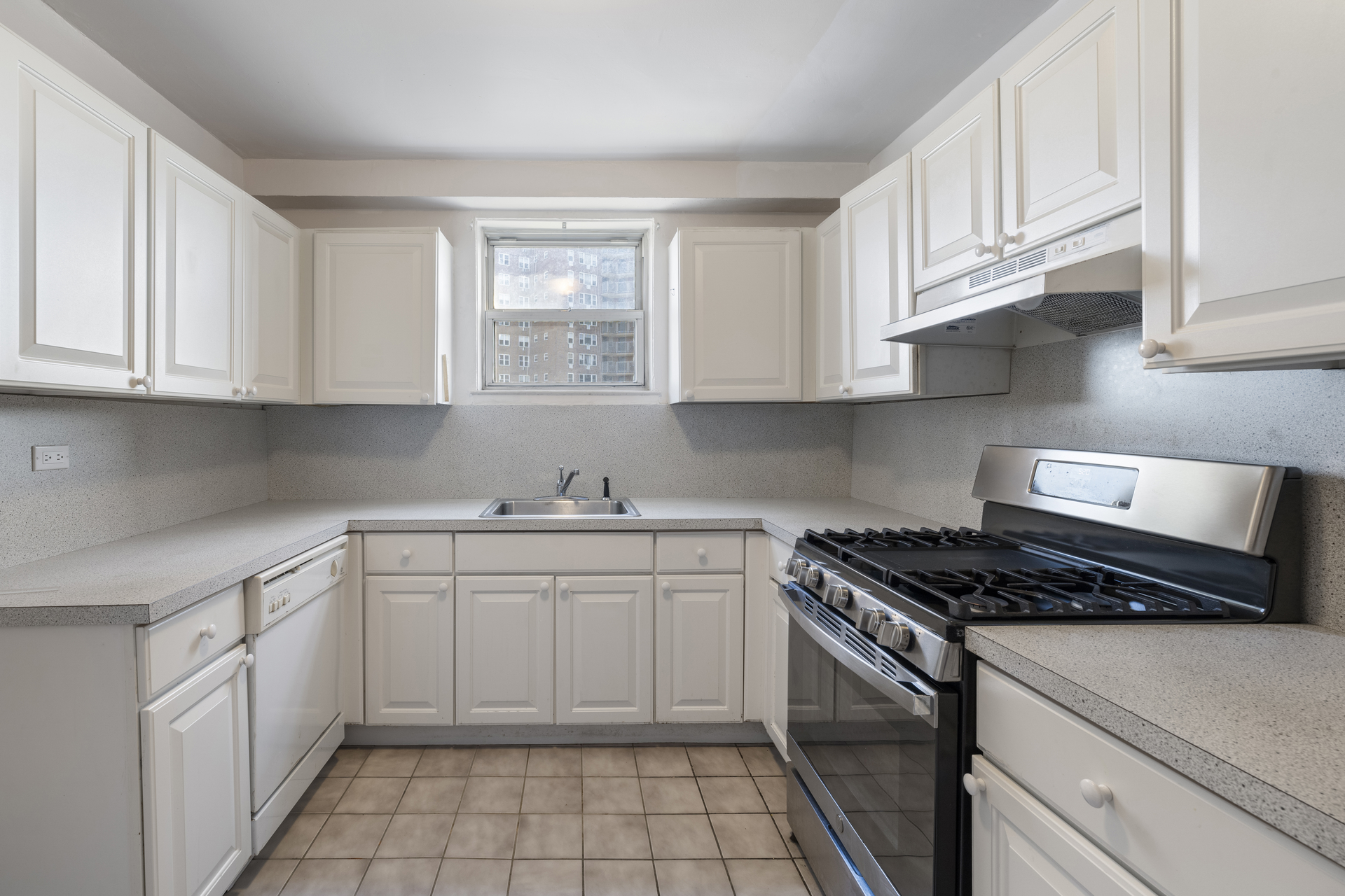 5900 Arlington Avenue 6H Riverdale Bronx NY 10471